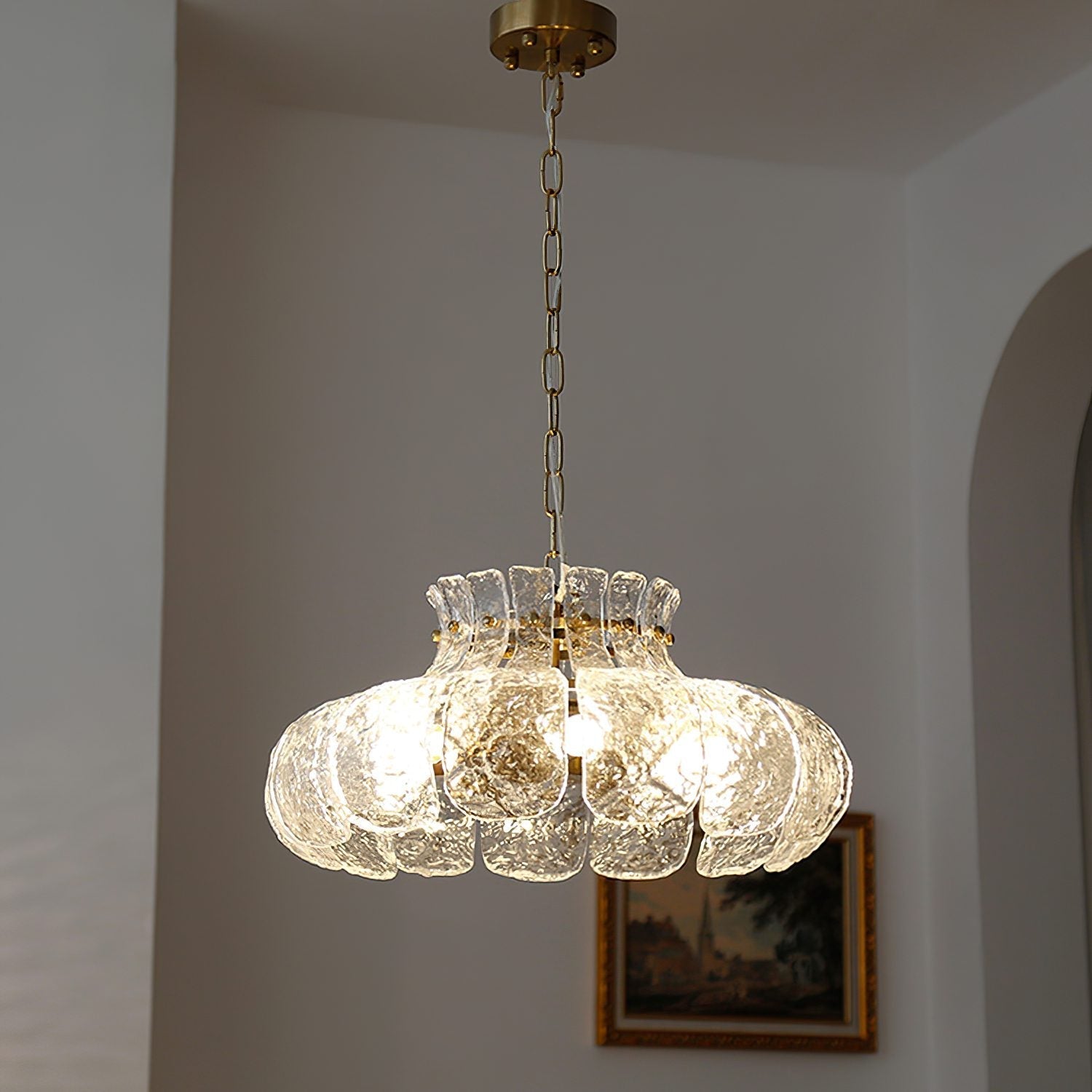 modern-french-style-garlic-glass-pendant-light-with-gold-metal-base-for-dining-rooms