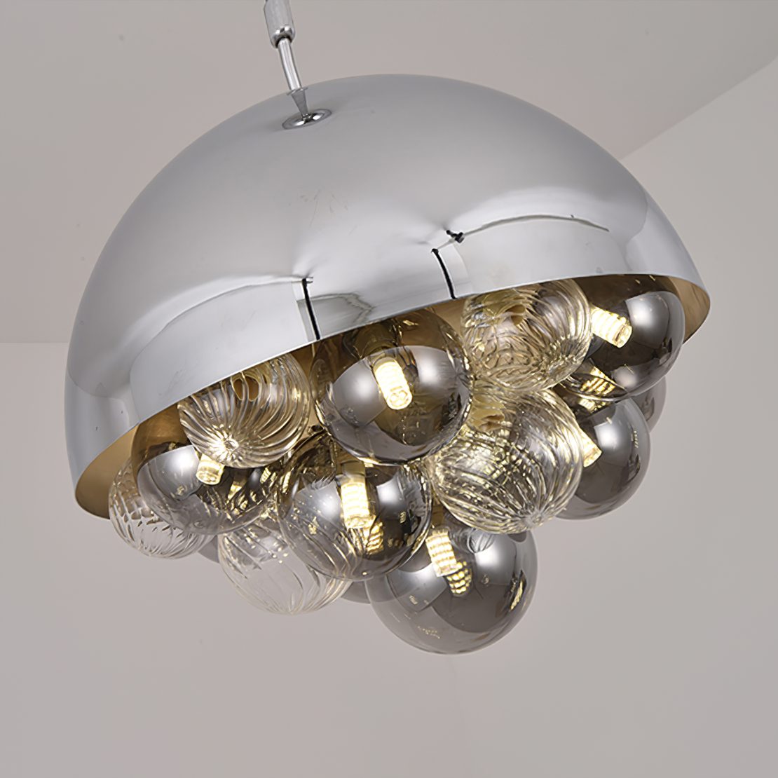 artistic-dream-bubble-glass-pendant-light-for-modern-living-room-and-dining-areas