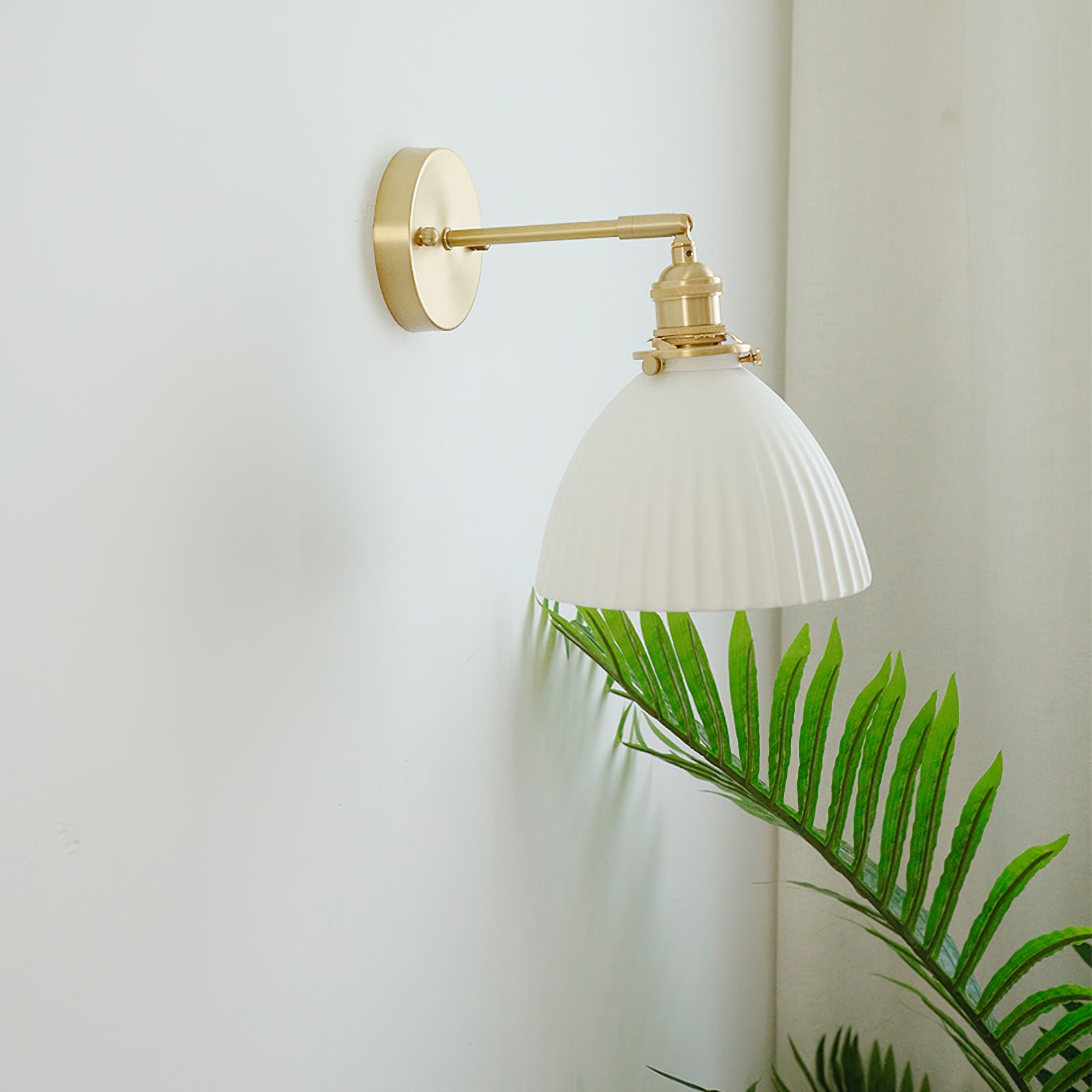 retro-ceramic-wall-light-with-gold-brass-holder-elegant-bedroom-sconce-fixture
