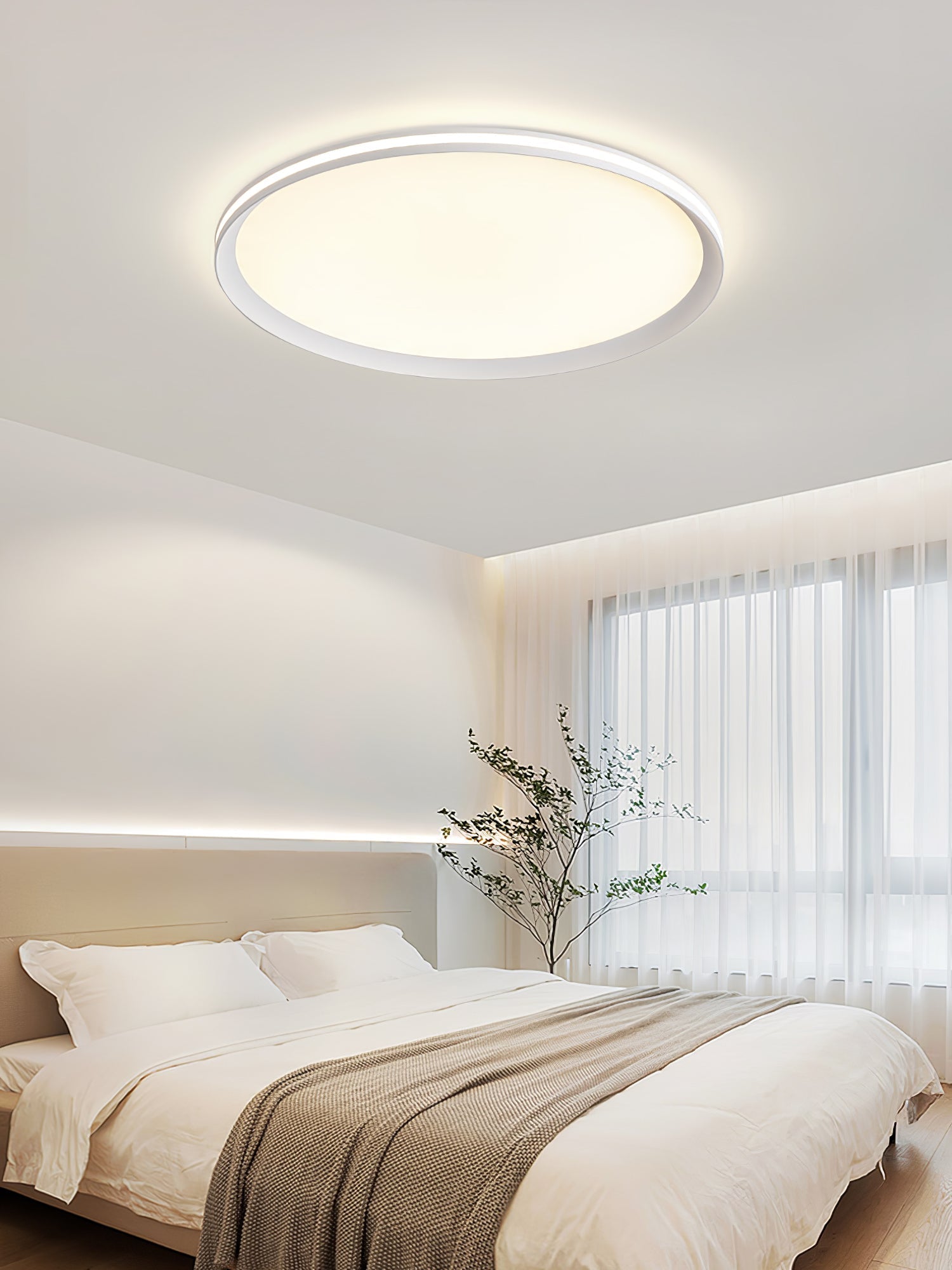 Modern Round Acrylic LED Flush Mount Ceiling Light for Living Room and Kitchen