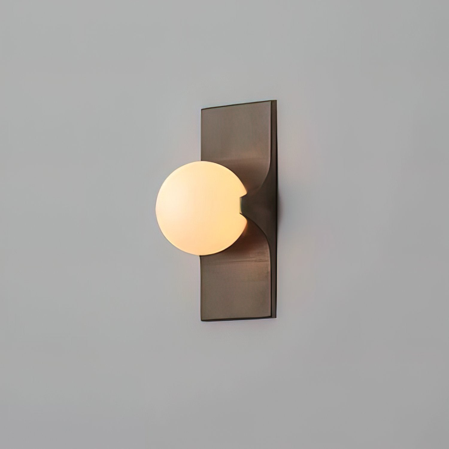 adrion-natural-alabaster-stone-wall-sconce-modern-luxury-g9-led-interior-lighting-white-and-bronze