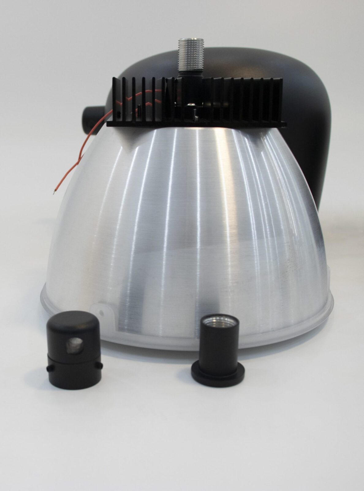 modern-aim-multi-head-led-pendant-light-adjustable-aluminum-ceiling-lamp-for-dining-room-and-office
