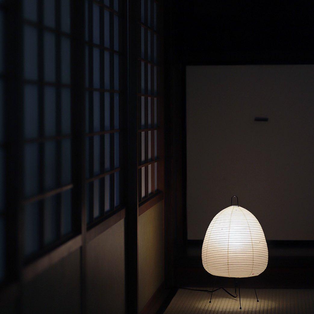 japanese-washi-paper-lantern-table-lamp-artisan-mulberry-paper-desk-light