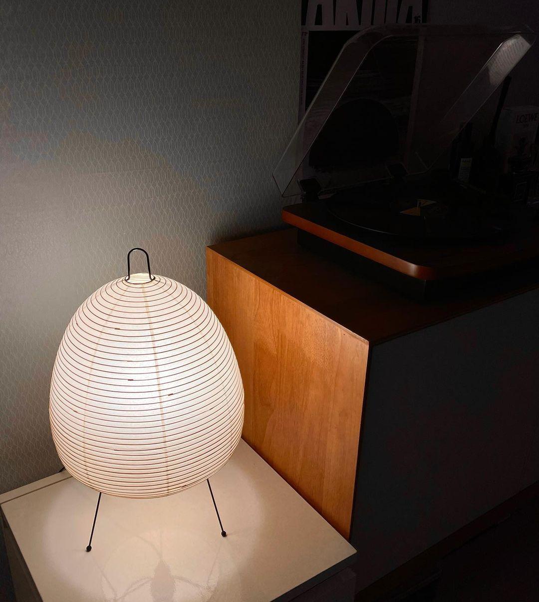 japanese-washi-paper-lantern-table-lamp-artisan-mulberry-paper-desk-light