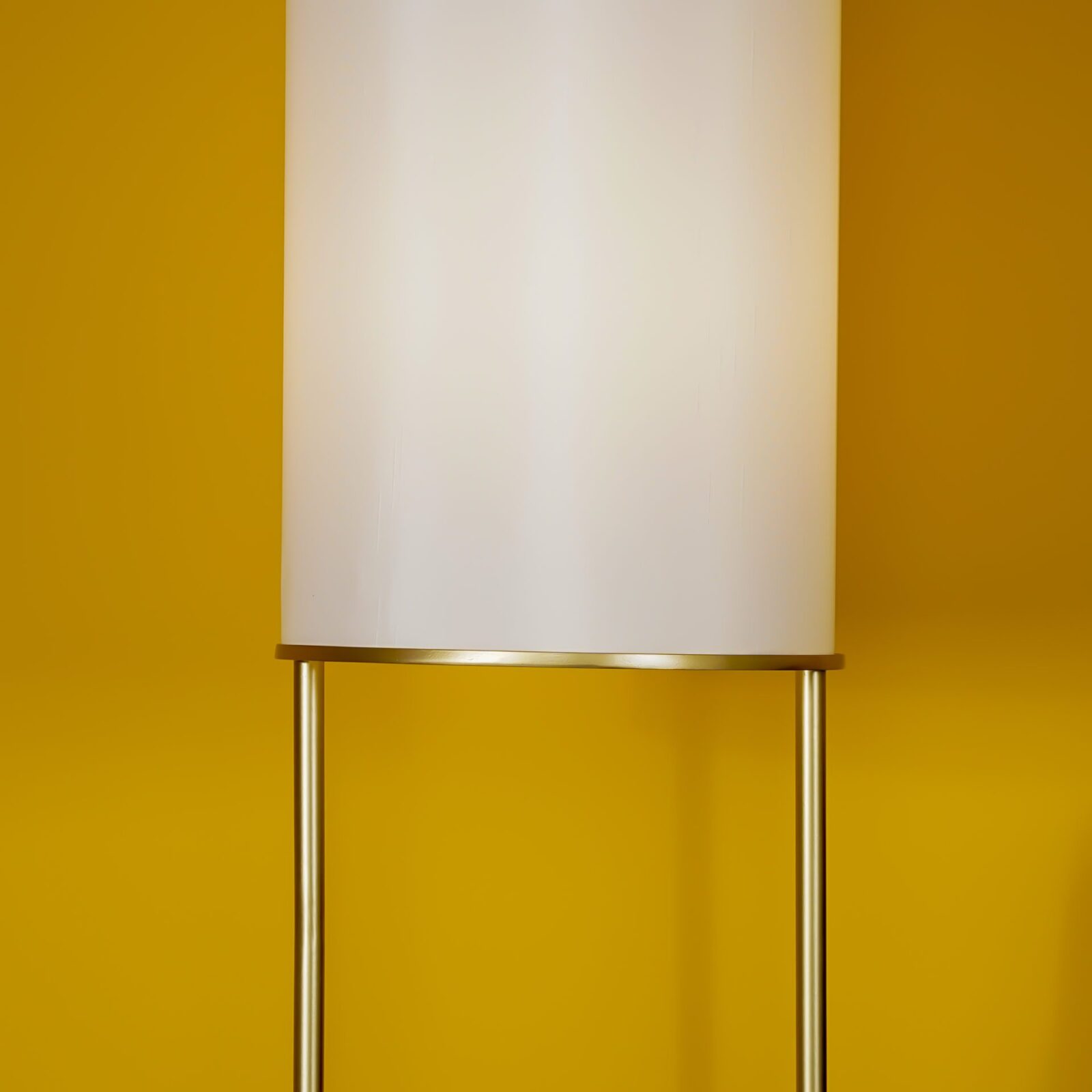 modern-minimalist-geometric-floor-lamp-with-white-fabric-shade-and-gold-metal-base-standing-light
