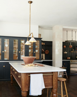modern-linear-brass-chandelier-with-white-ceramic-shades-for-kitchen-island-and-dining-room