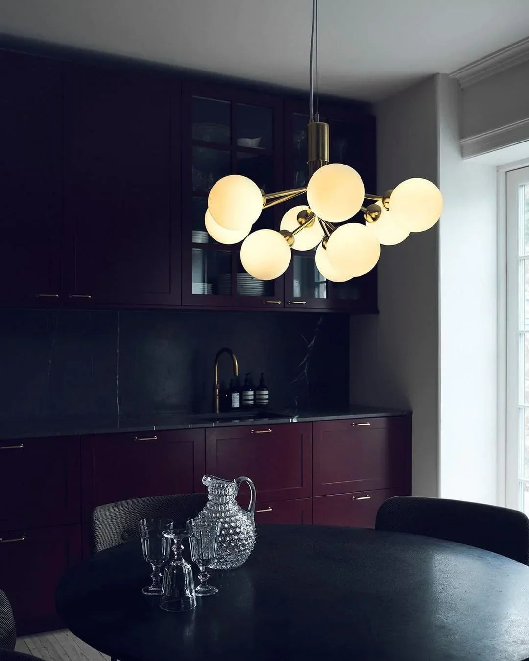 modern-apiales-glass-globe-chandelier-flower-inspired-pendant-light-for-dining-room