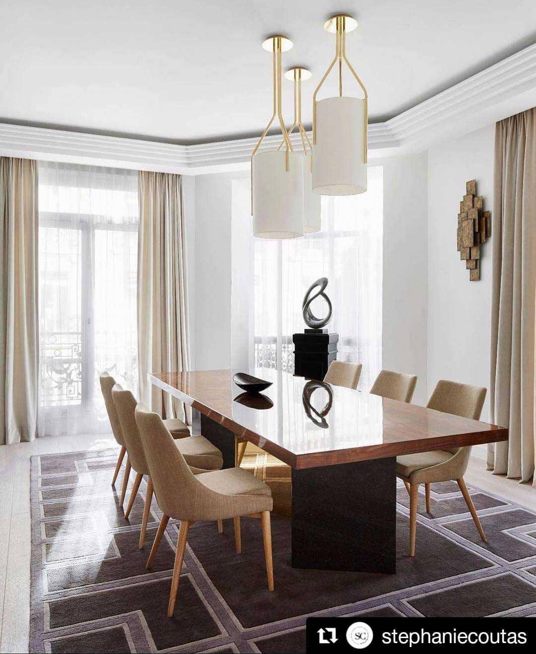 arborescence-modern-minimalist-brass-pendant-lamp-with-sophisticated-white-linen-shade