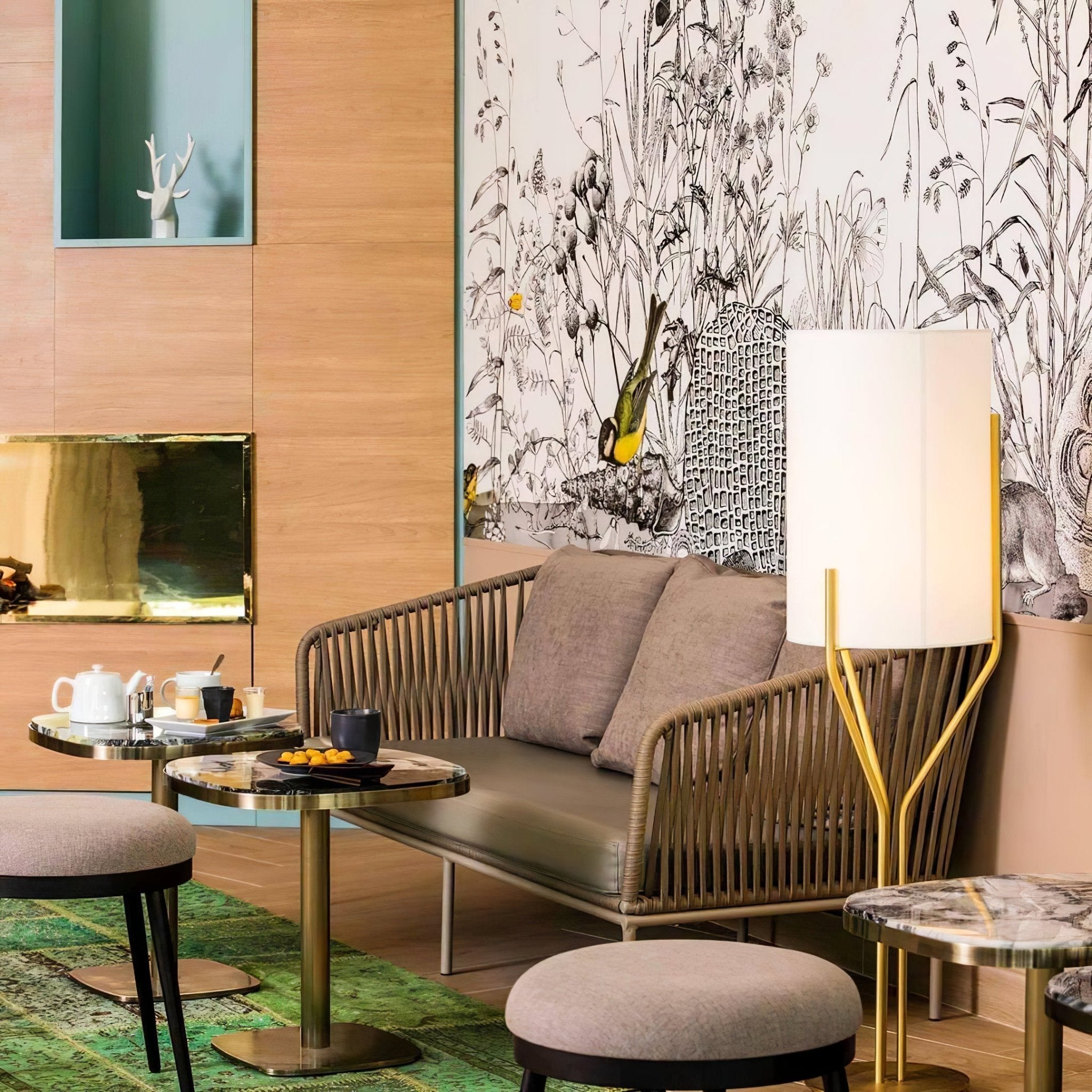 Elegant Brass Arborescence Floor Lamp Contemporary Reading Light with Cloth Shade