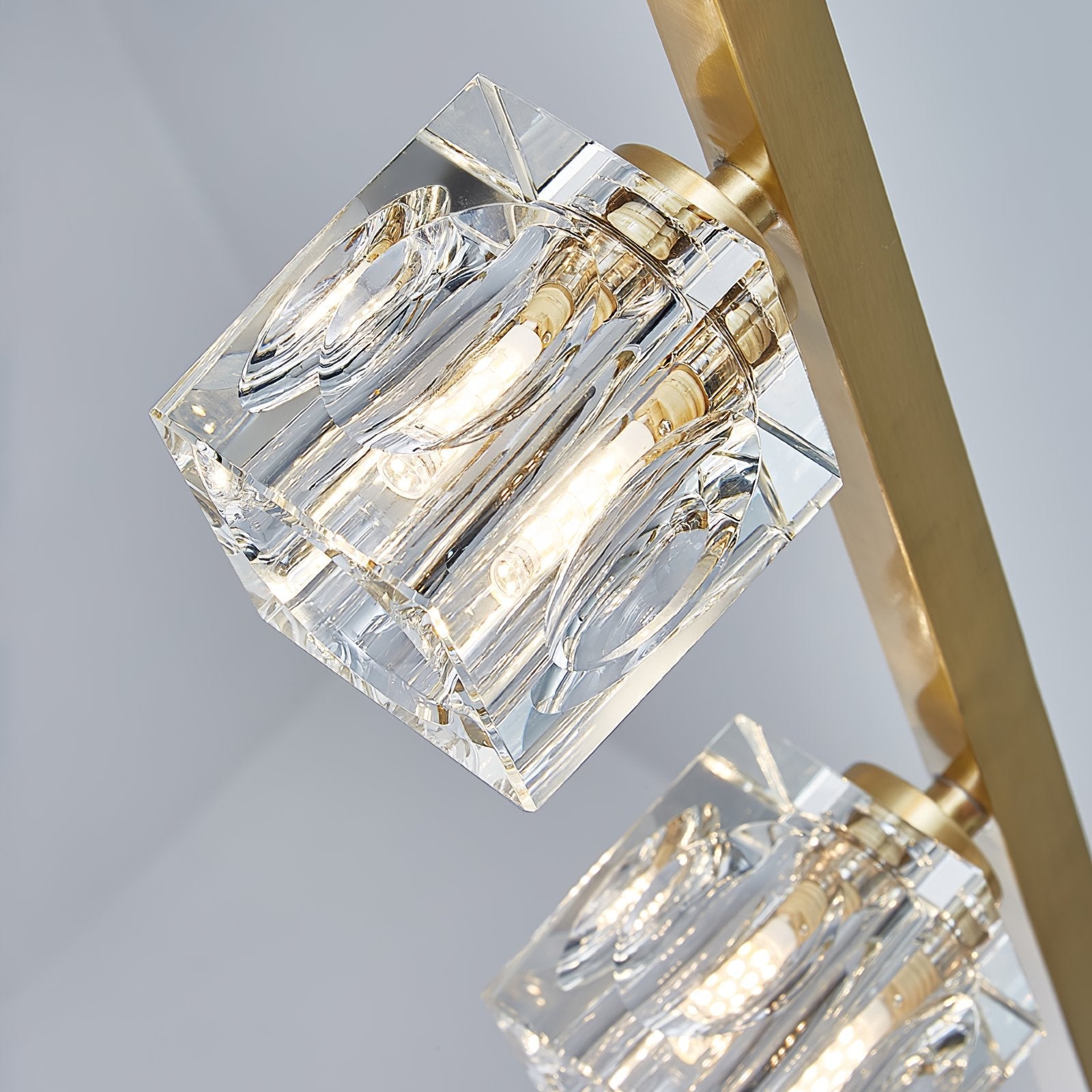 luxury-arcachon-brass-and-crystal-cube-chandelier-linear-pendant-for-kitchen-island