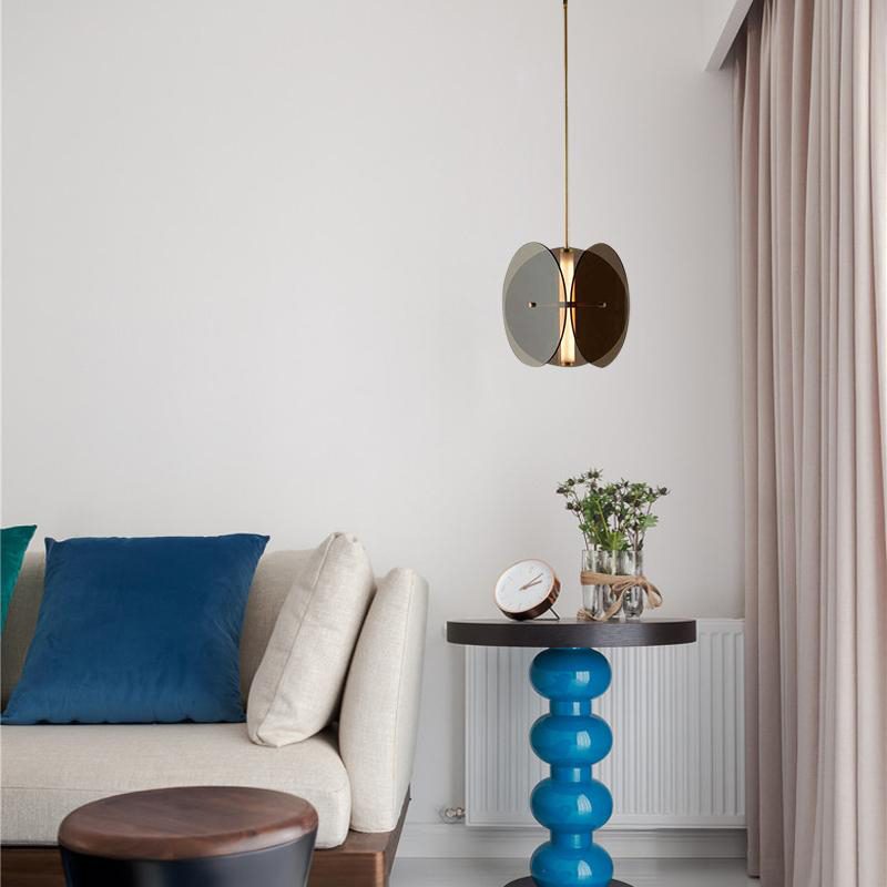 modern-arched-geometric-glass-cube-pendant-light-with-integrated-led-and-gold-finish