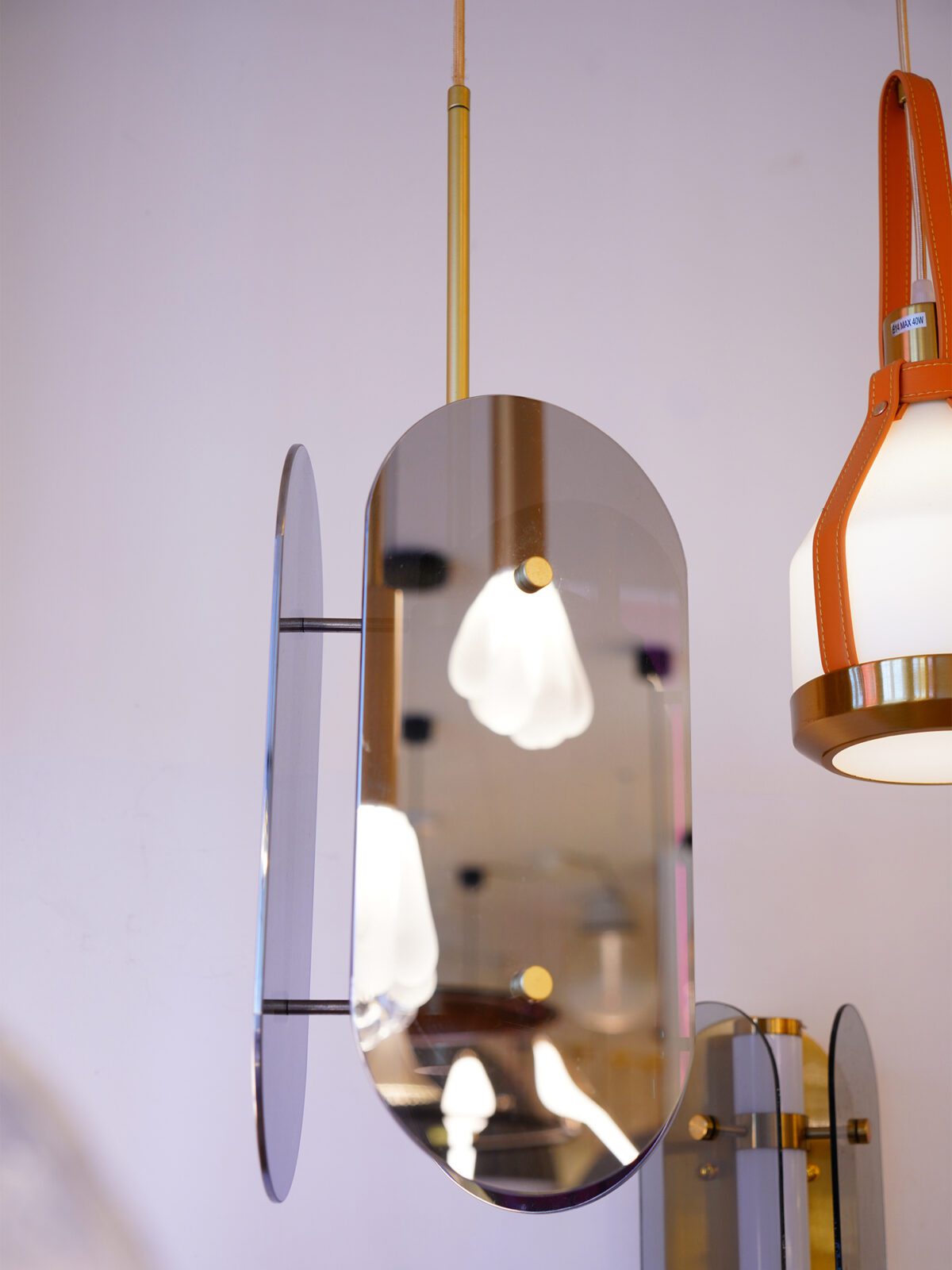 modern-arched-geometric-glass-cube-pendant-light-with-integrated-led-and-gold-finish
