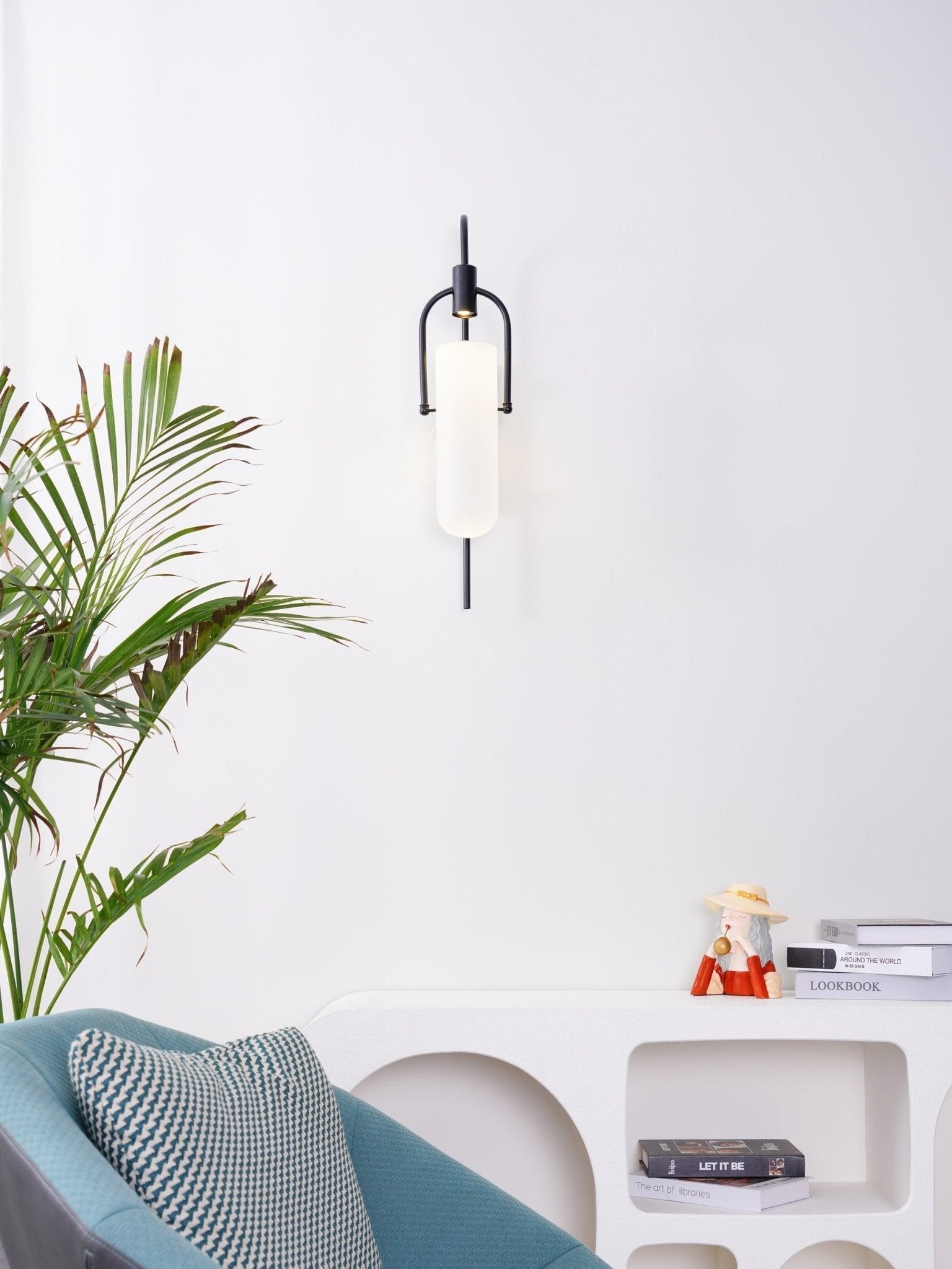 modern-arc-frosted-glass-wall-sconce-elegant-led-indoor-light-fixture
