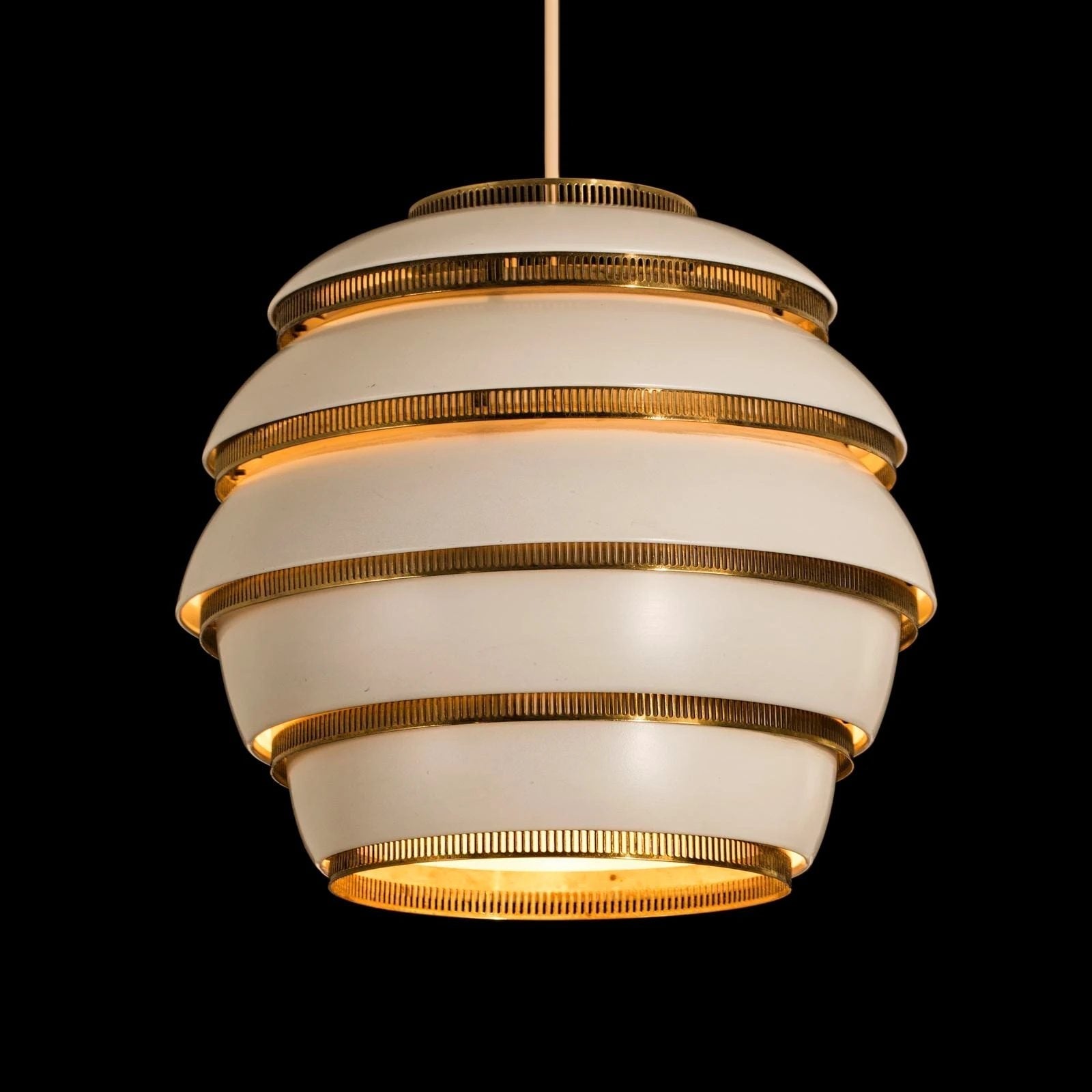modern-honeycomb-beehive-pendant-light-decorative-aluminum-hanging-ceiling-lamp-for-living-room