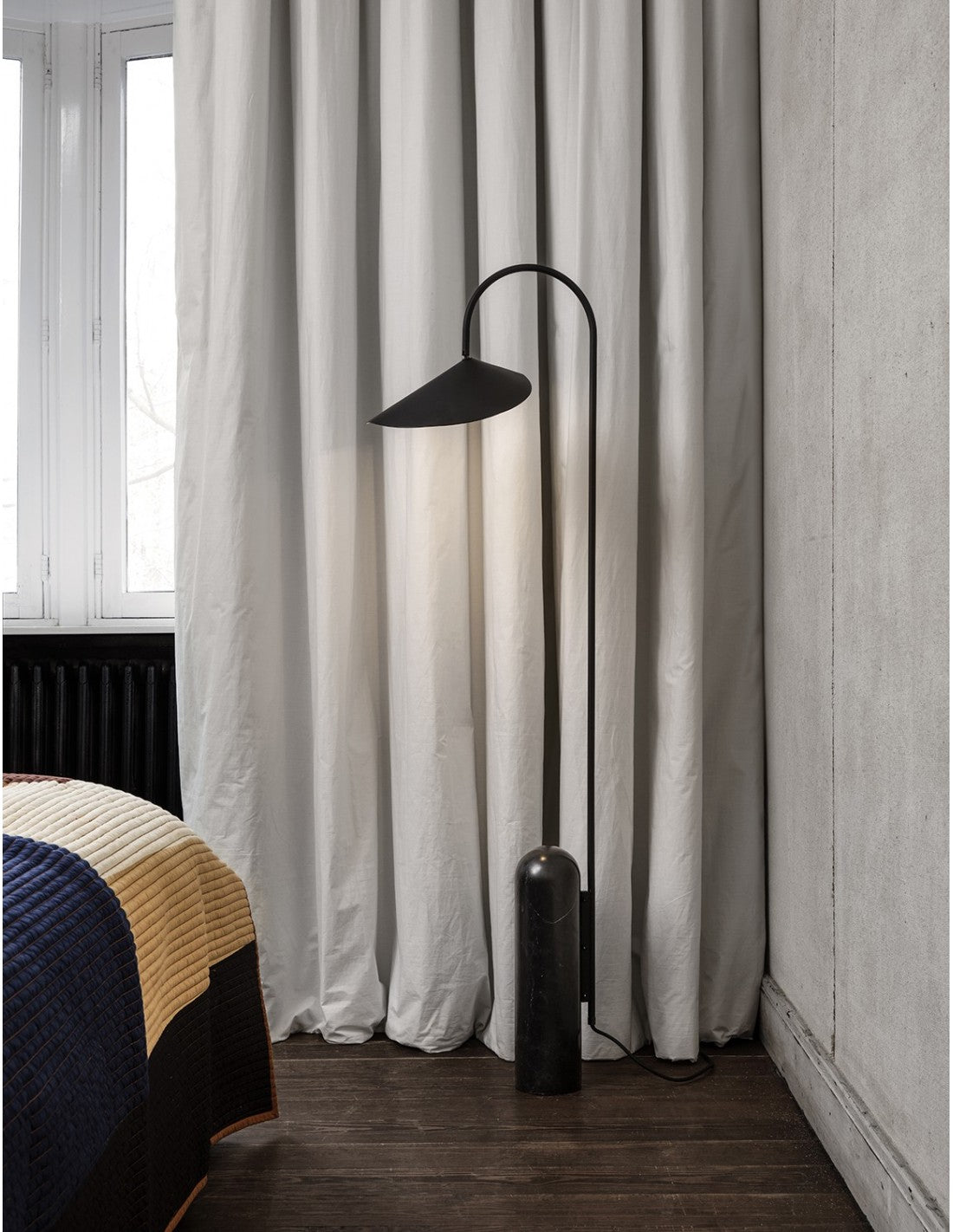 Arum Leaf Shaped Shade Standing Light with Elegant Marble Base for Modern Interiors