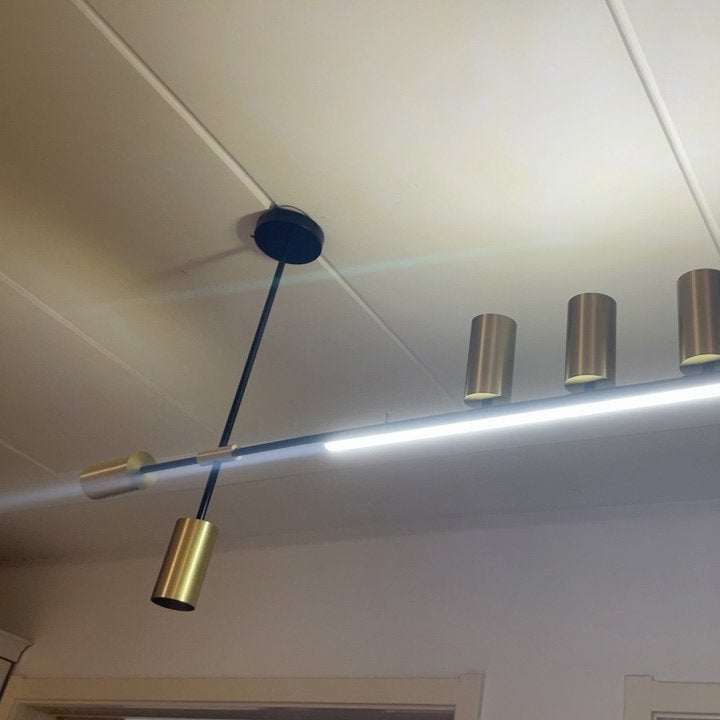 modern-minimalist-linear-led-pendant-light-for-dining-room-and-island
