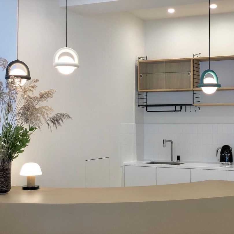 modern-sphere-balloon-pendant-light-for-living-room-and-bedroom-decor
