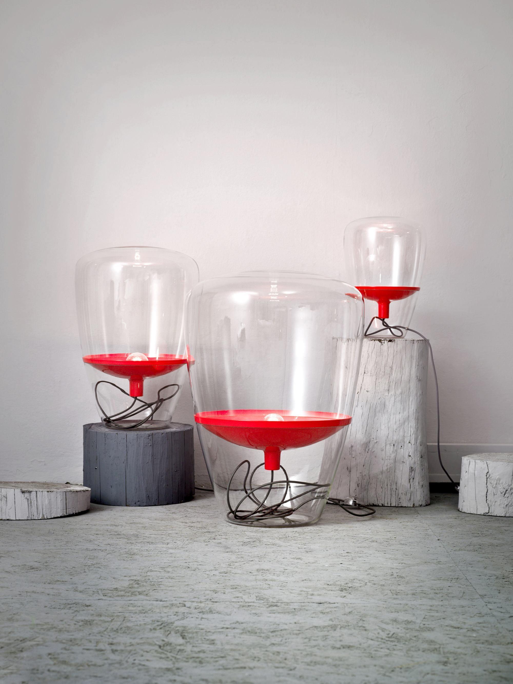 modern-hand-blown-glass-balloon-table-lamp-with-internal-reflector-for-ambient-living-spaces