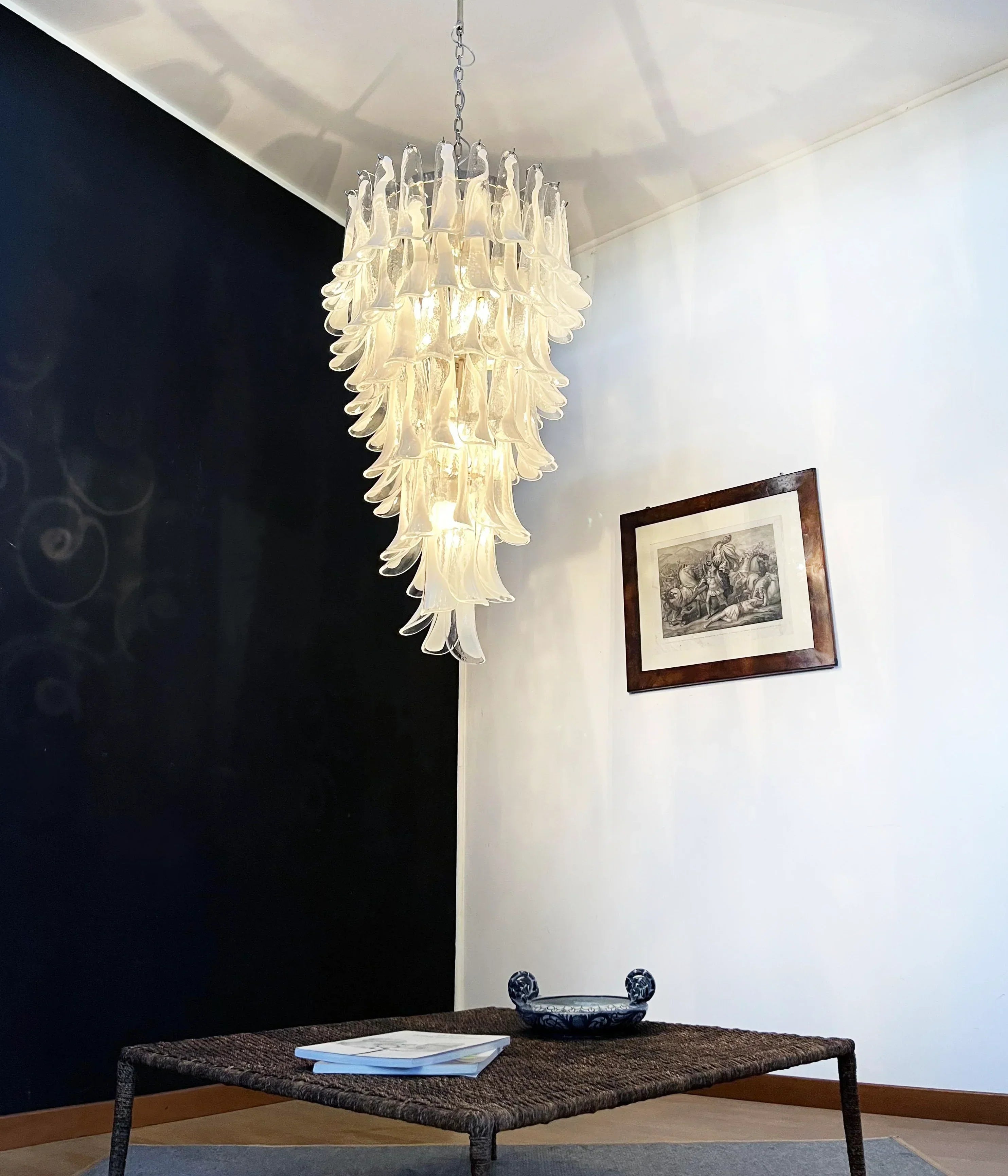 handcrafted-murano-transparent-glass-petal-spiral-chandelier-in-gold-or-chrome