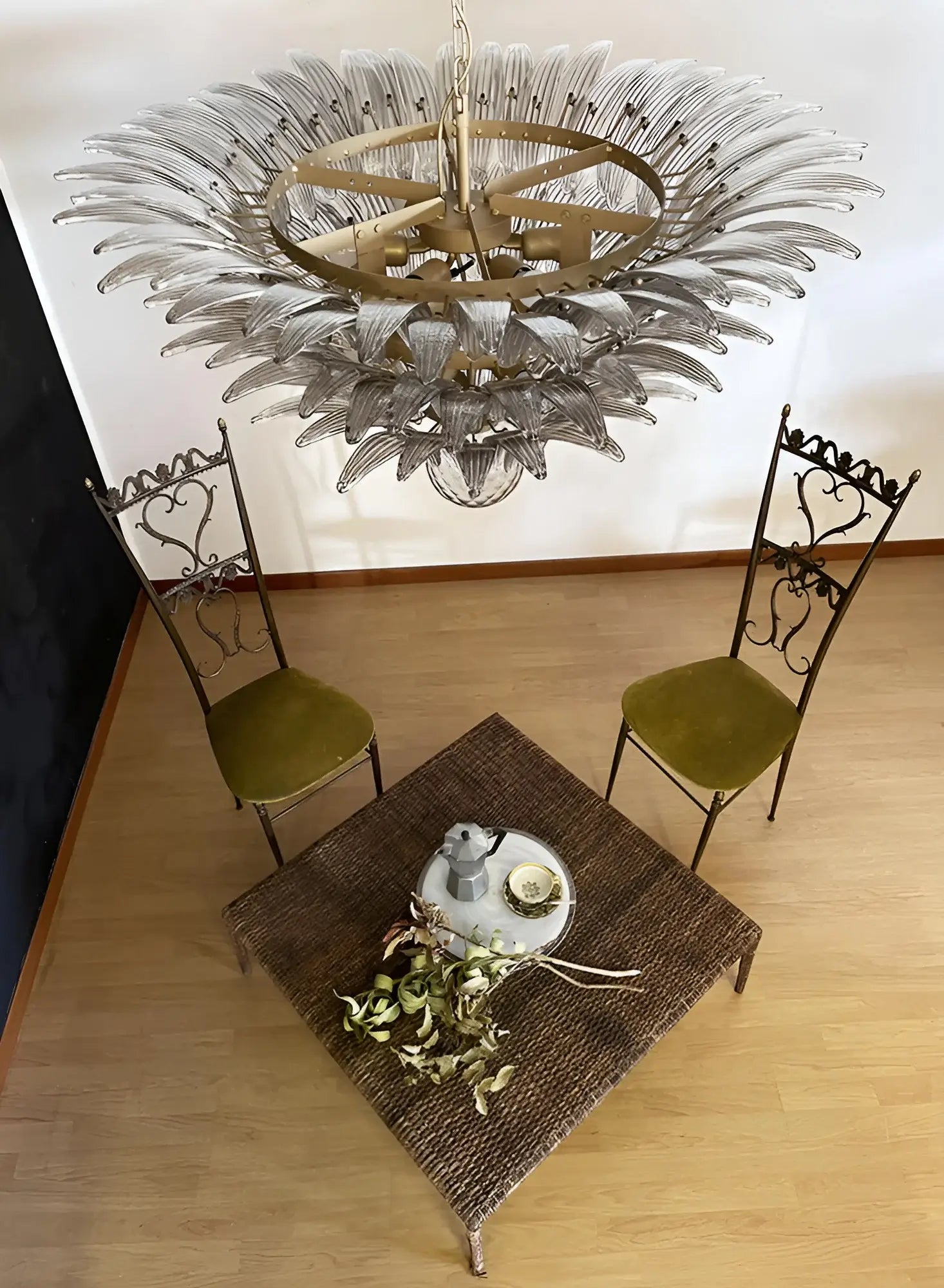 elegant-murano-style-smoked-glass-palmette-chandelier-for-modern-luxury-interiors