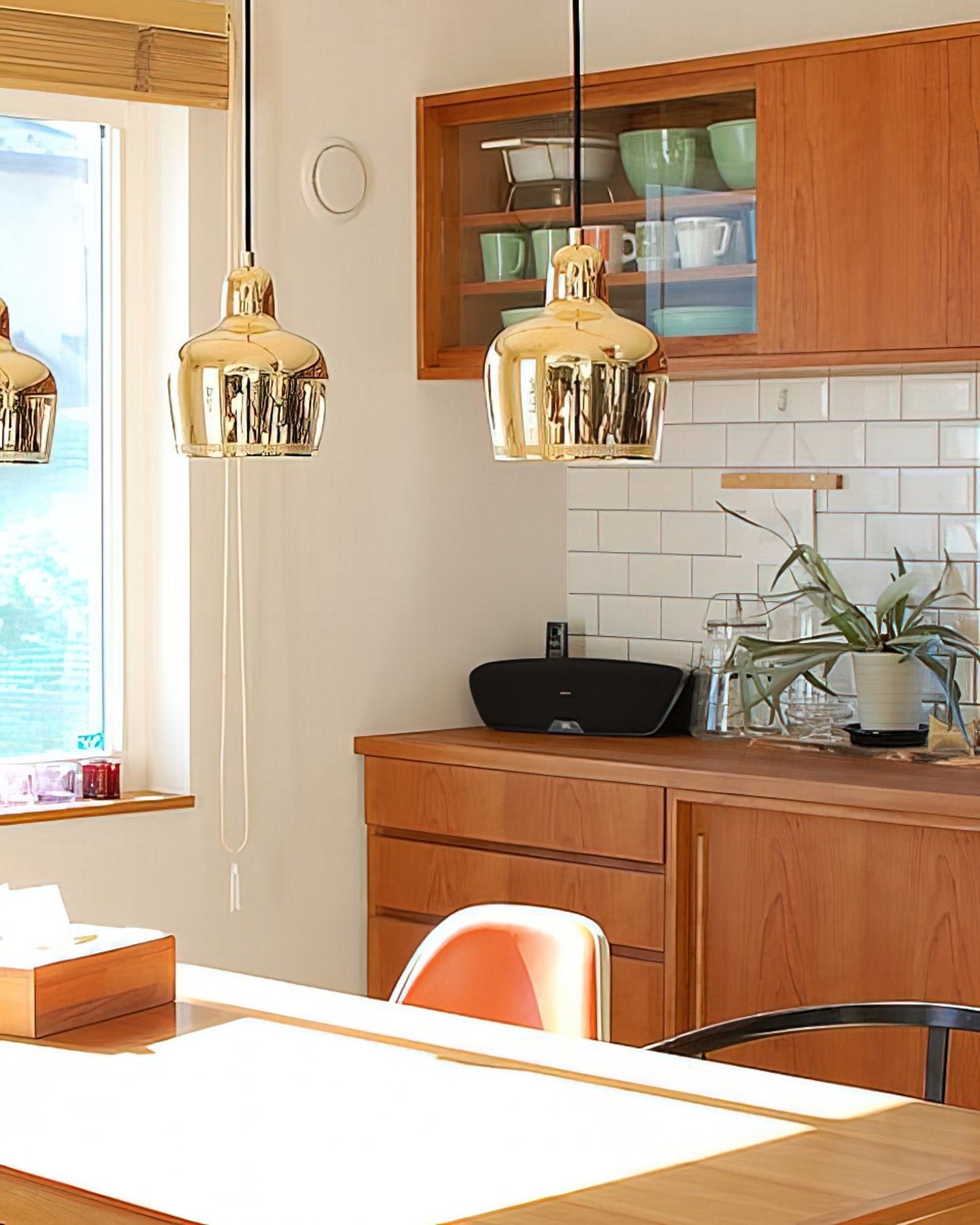 modern-industrial-bell-shaped-metal-pendant-light-for-kitchen-island-and-office
