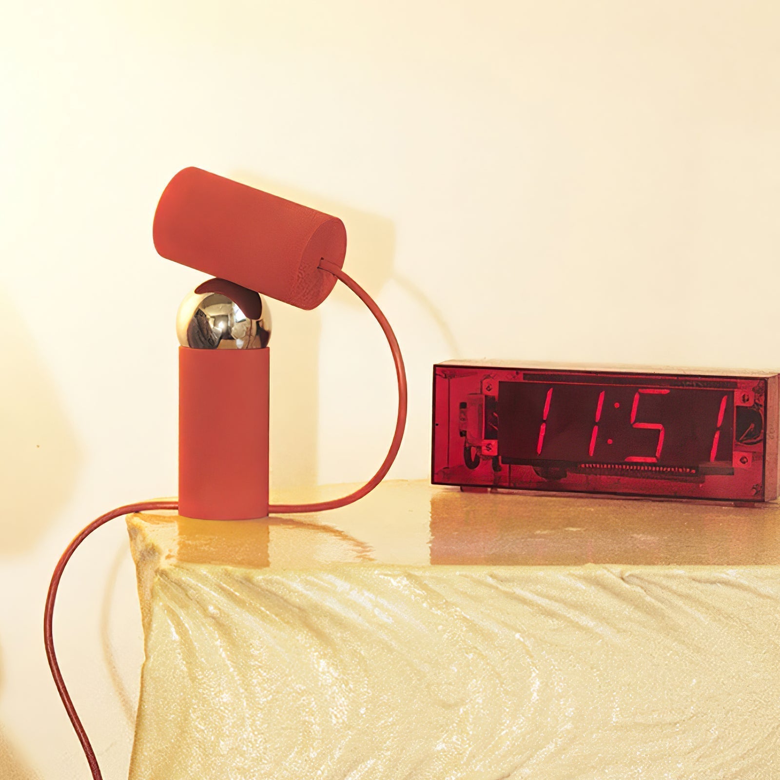 Modern Beam Task Table Lamp with Rotatable Magnetic Ball Joint for Office