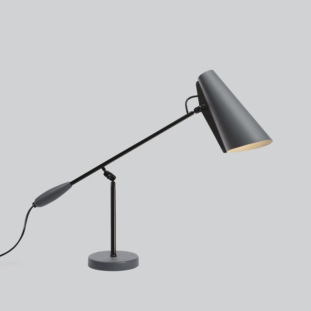 modern-birdy-table-lamp-with-adjustable-arm-and-minimalist-steel-design