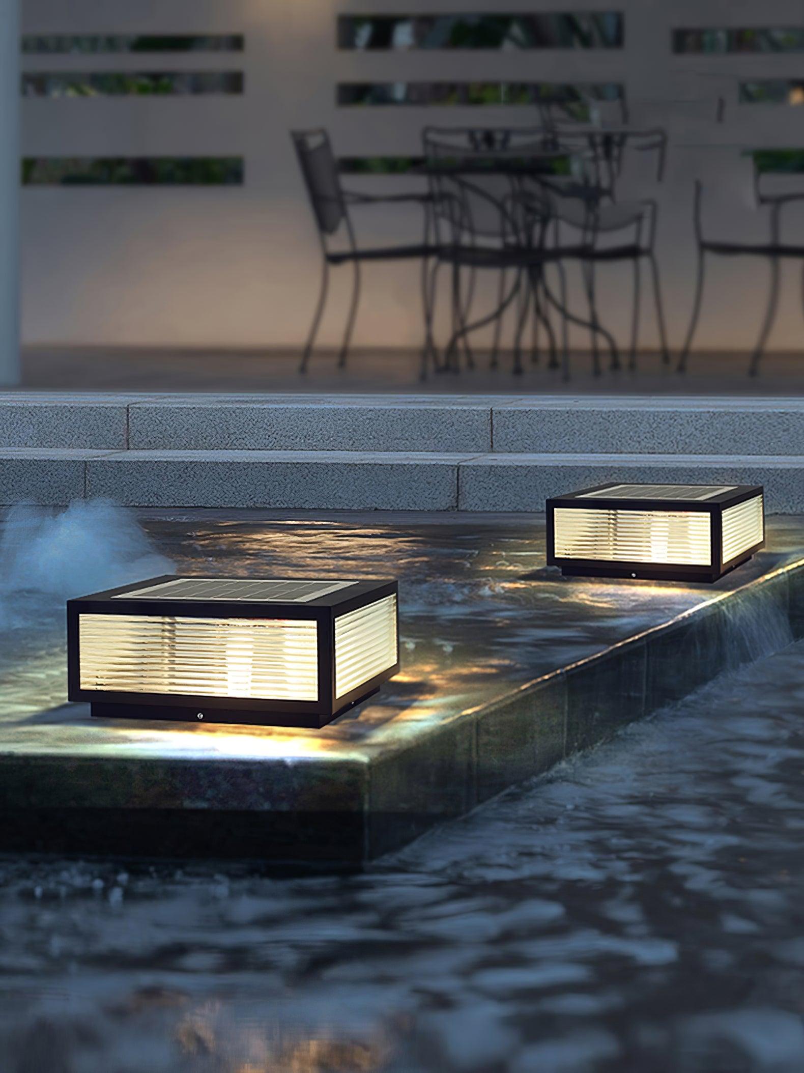 modern-outdoor-garden-pathway-light-with-solar-and-wired-power-options