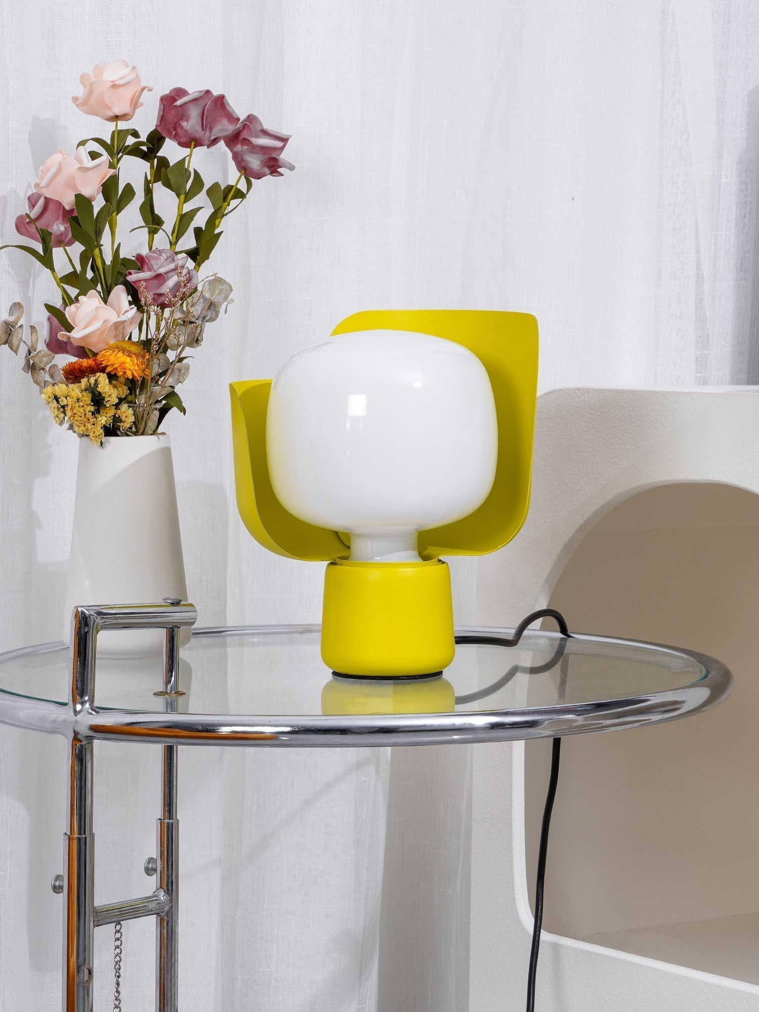 Modern Flower Petal Adjustable Accent Table Lamp for Bedroom and Living Room