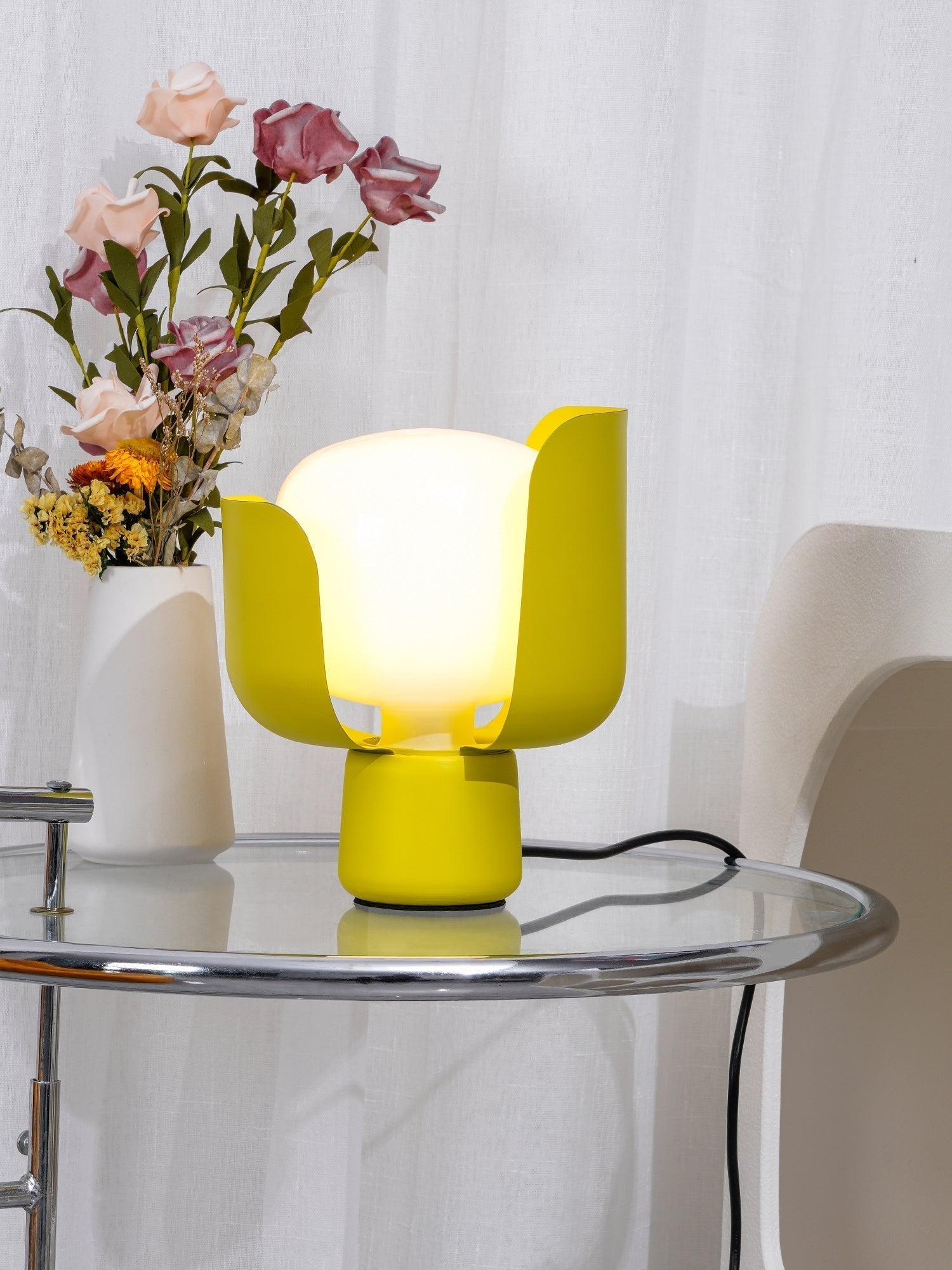 Modern Flower Petal Adjustable Accent Table Lamp for Bedroom and Living Room