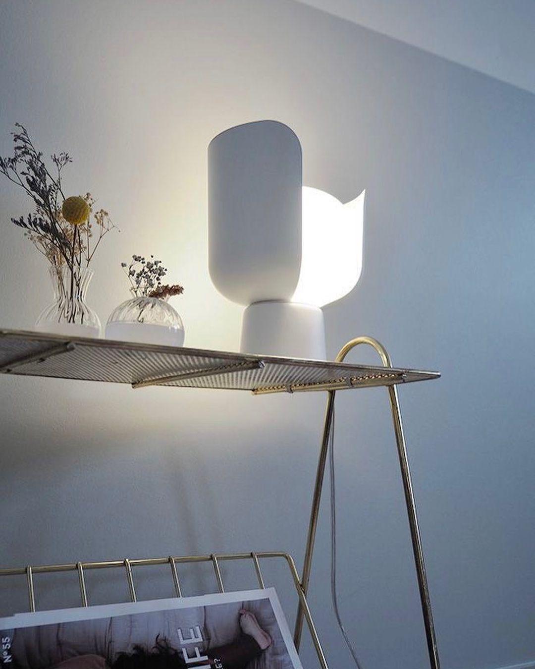 Modern Flower Petal Adjustable Accent Table Lamp for Bedroom and Living Room