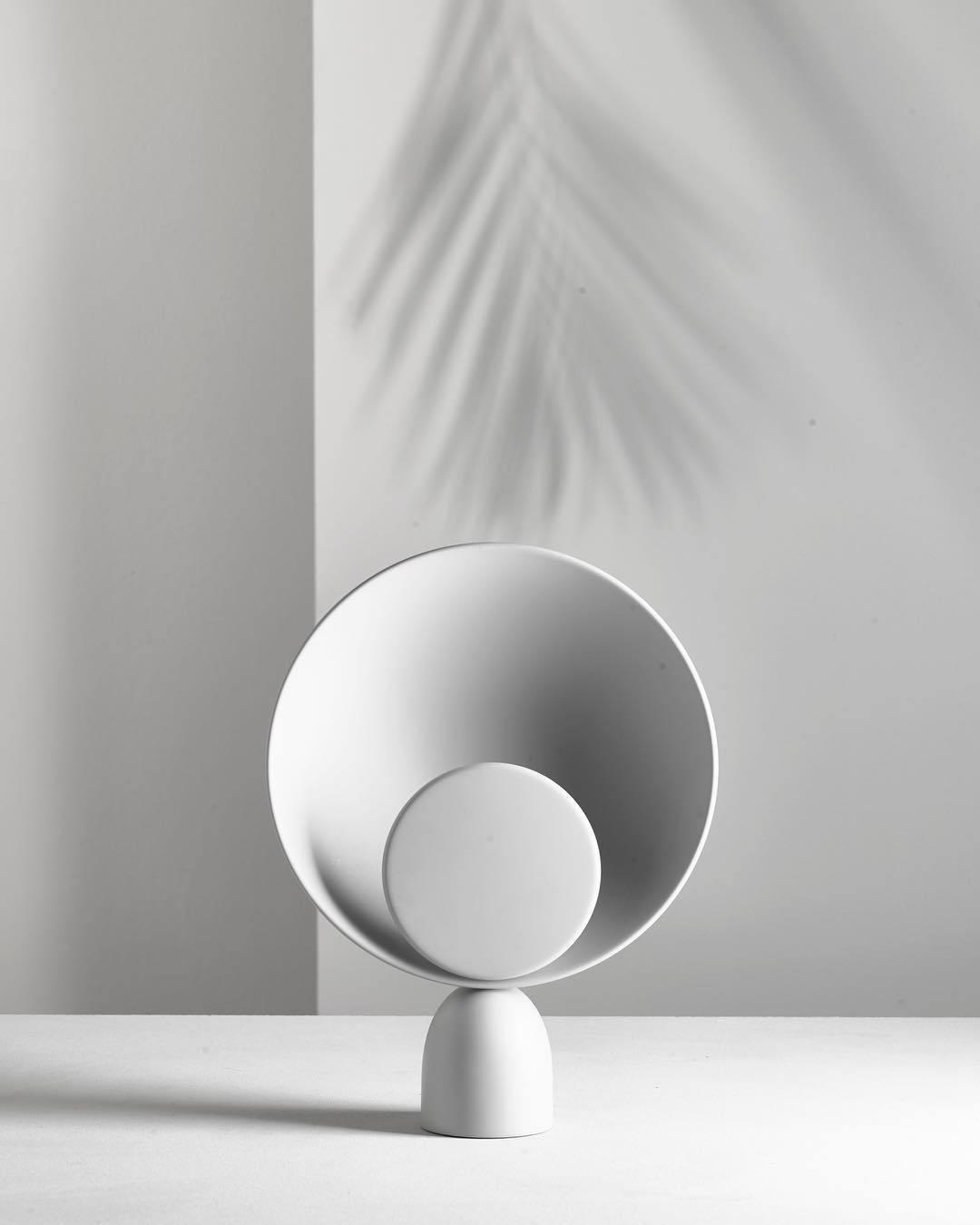 Geometric Modern LED Table Lamp Contemporary Indirect Nightstand Light for Living Room