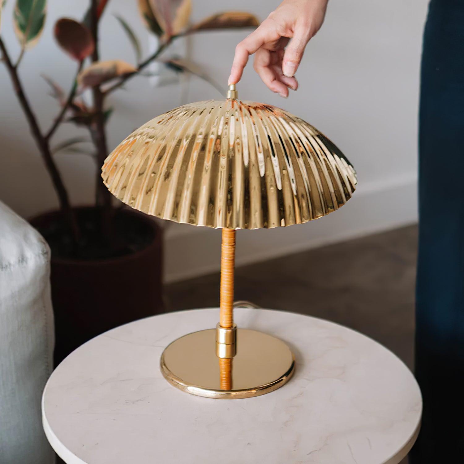 Sculptural Mid Century Modern Brass Shell Table Lamp for Bedside and Desk Lighting