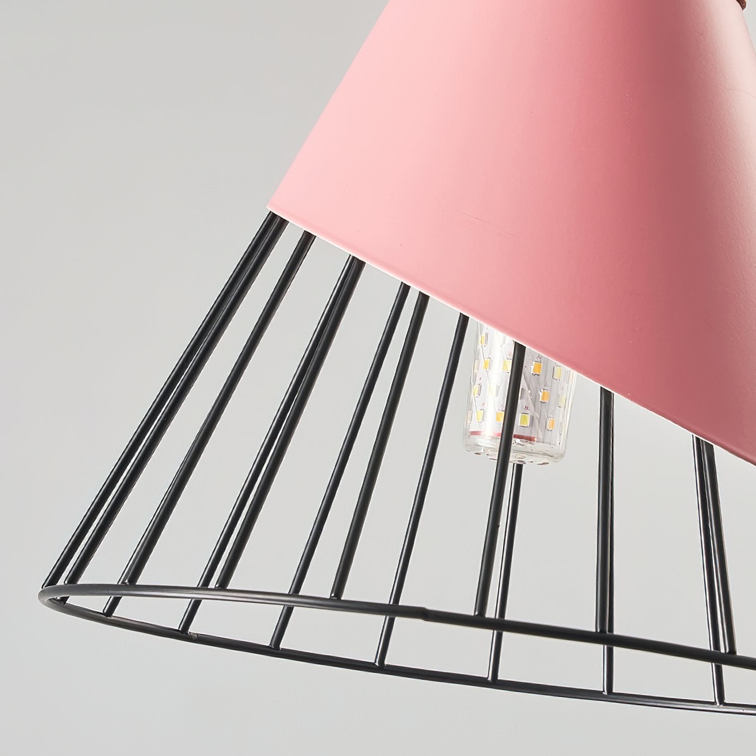 modern-tapered-led-pendant-light-with-wood-grain-finish-for-kitchen-and-dining-room