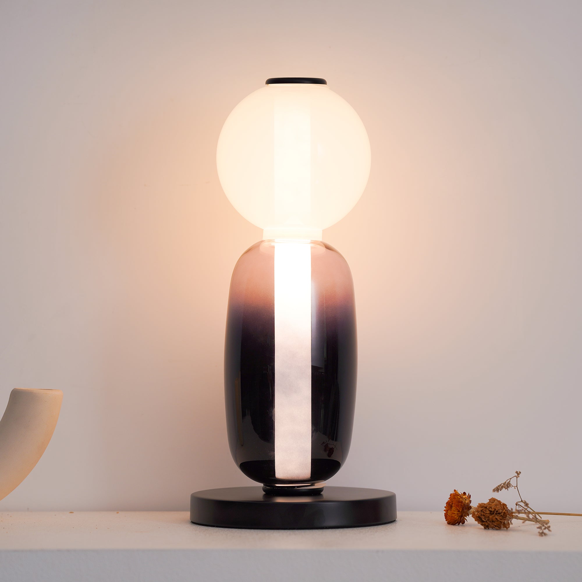 Modern Colorful Candied Glass Pebbles LED Table Lamp for Artful Interior Lighting
