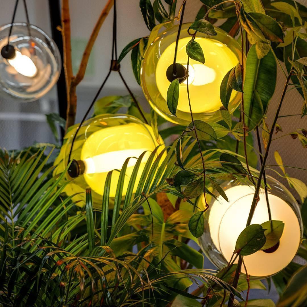 modern-capsula-layered-glass-led-pendant-light-for-contemporary-interior-lighting