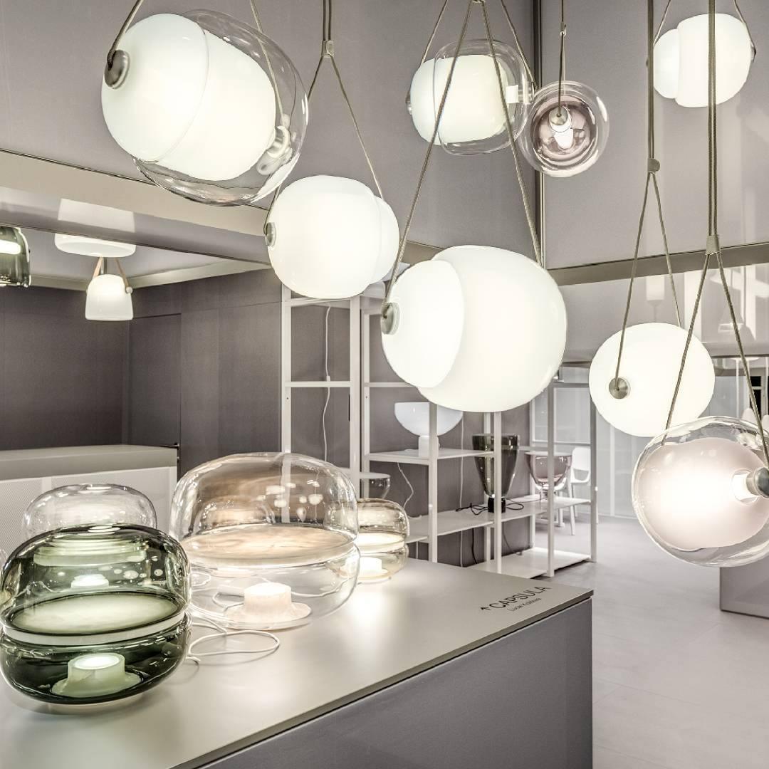 modern-capsula-layered-glass-led-pendant-light-for-contemporary-interior-lighting