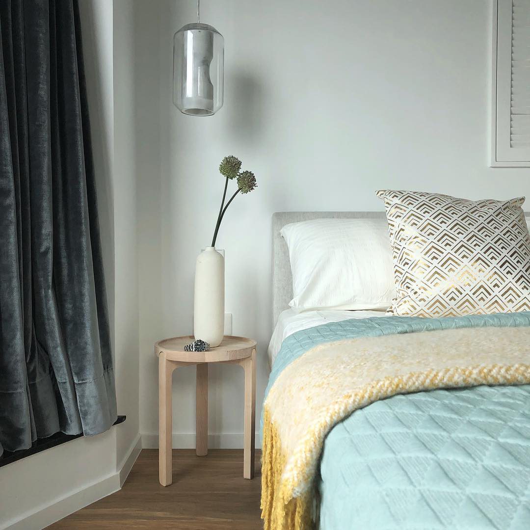 carrara-marble-and-clear-lead-crystal-chamber-pendant-lamp-with-white-marble-diffuser