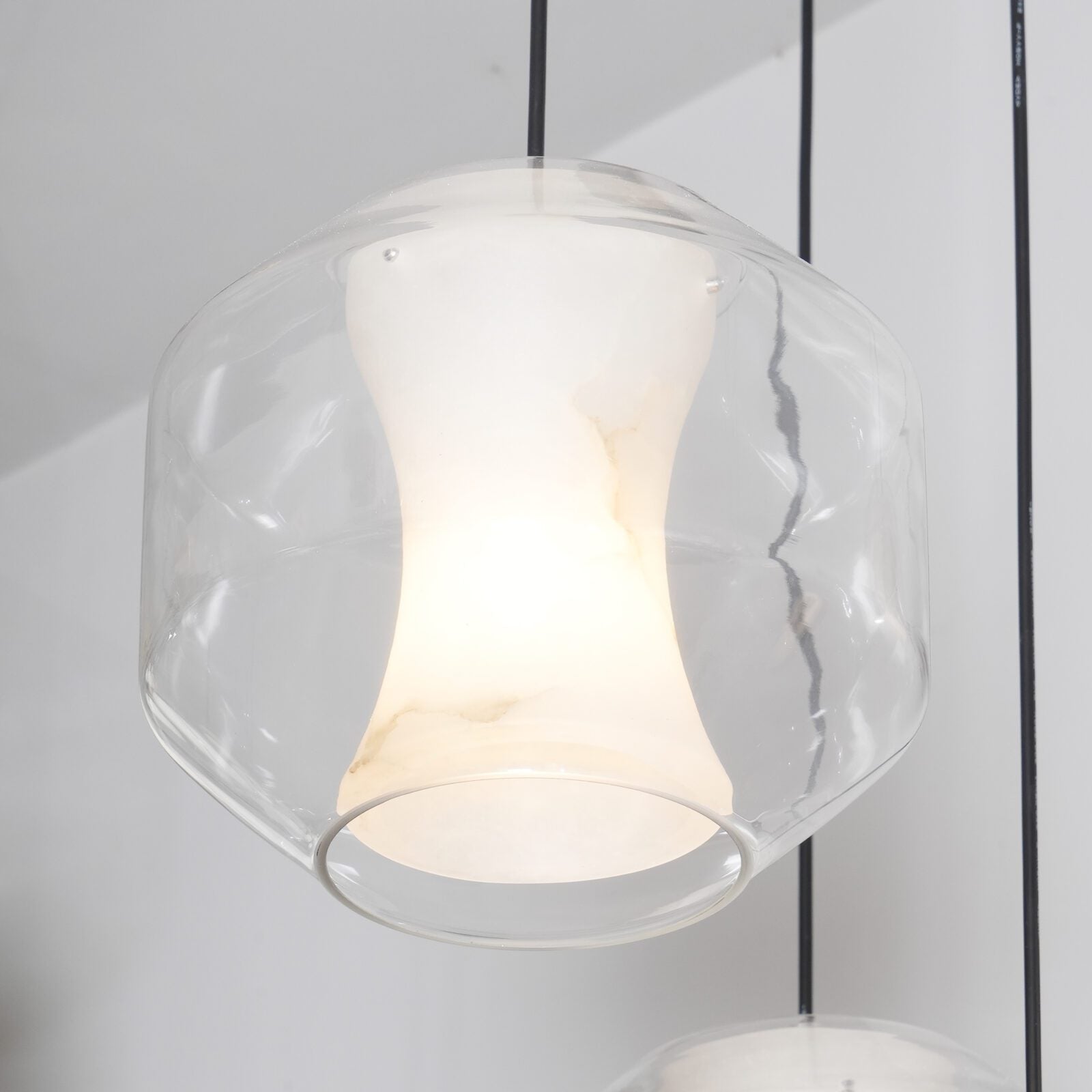 carrara-marble-and-clear-lead-crystal-chamber-pendant-lamp-with-white-marble-diffuser