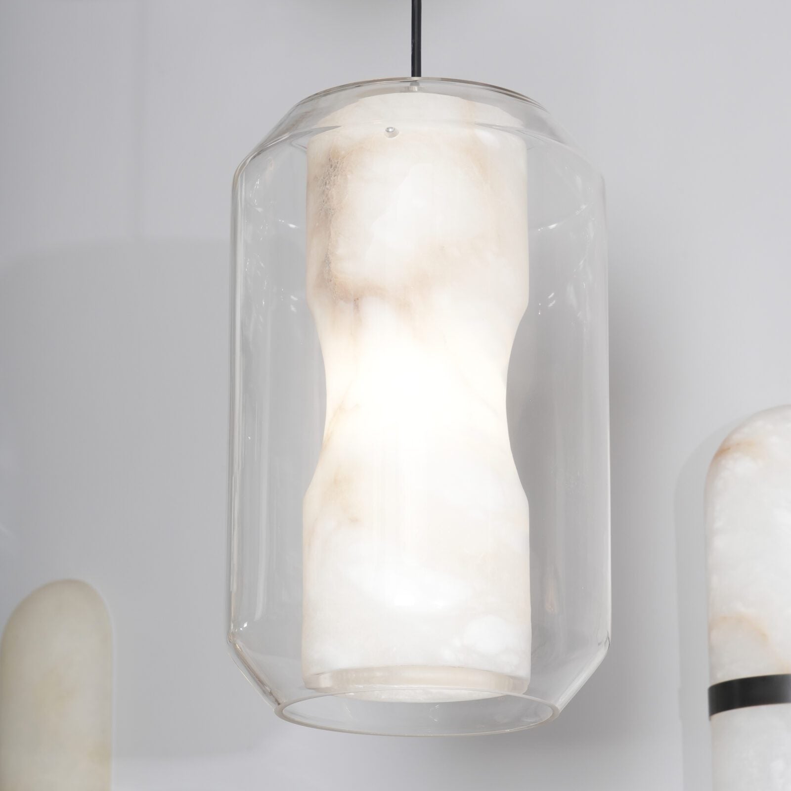 carrara-marble-and-clear-lead-crystal-chamber-pendant-lamp-with-white-marble-diffuser
