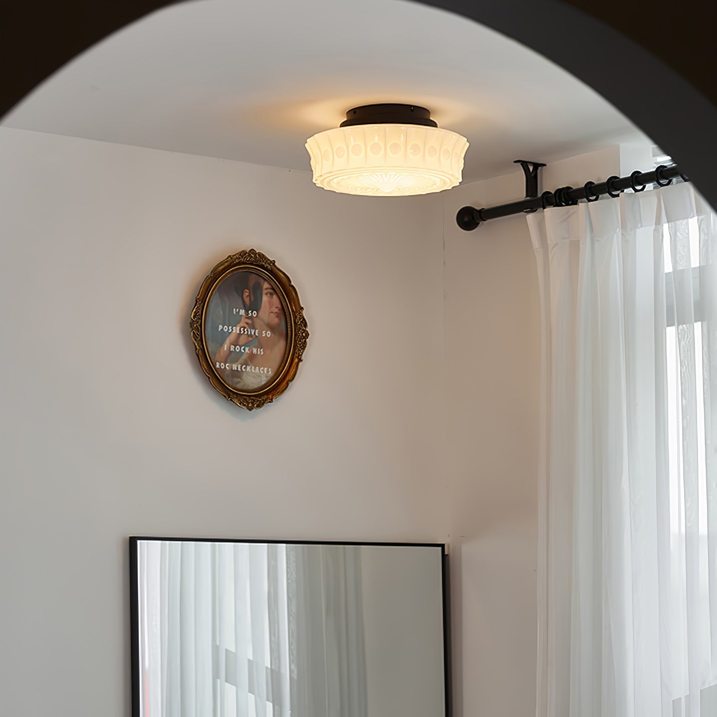 modern-round-glass-flush-mount-ceiling-light-fixture-for-living-and-dining-rooms