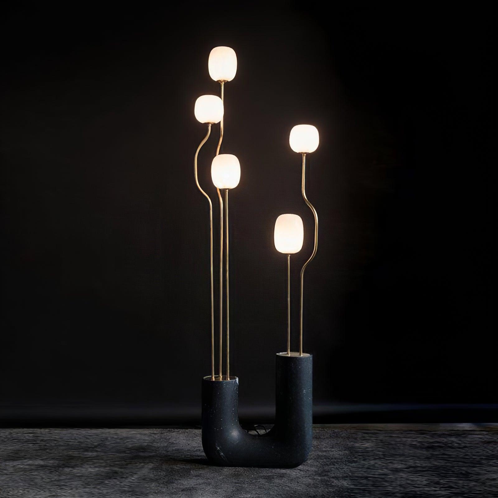 modern-comet-sculptural-floor-lamp-with-resin-and-metal-details-for-interior-lighting
