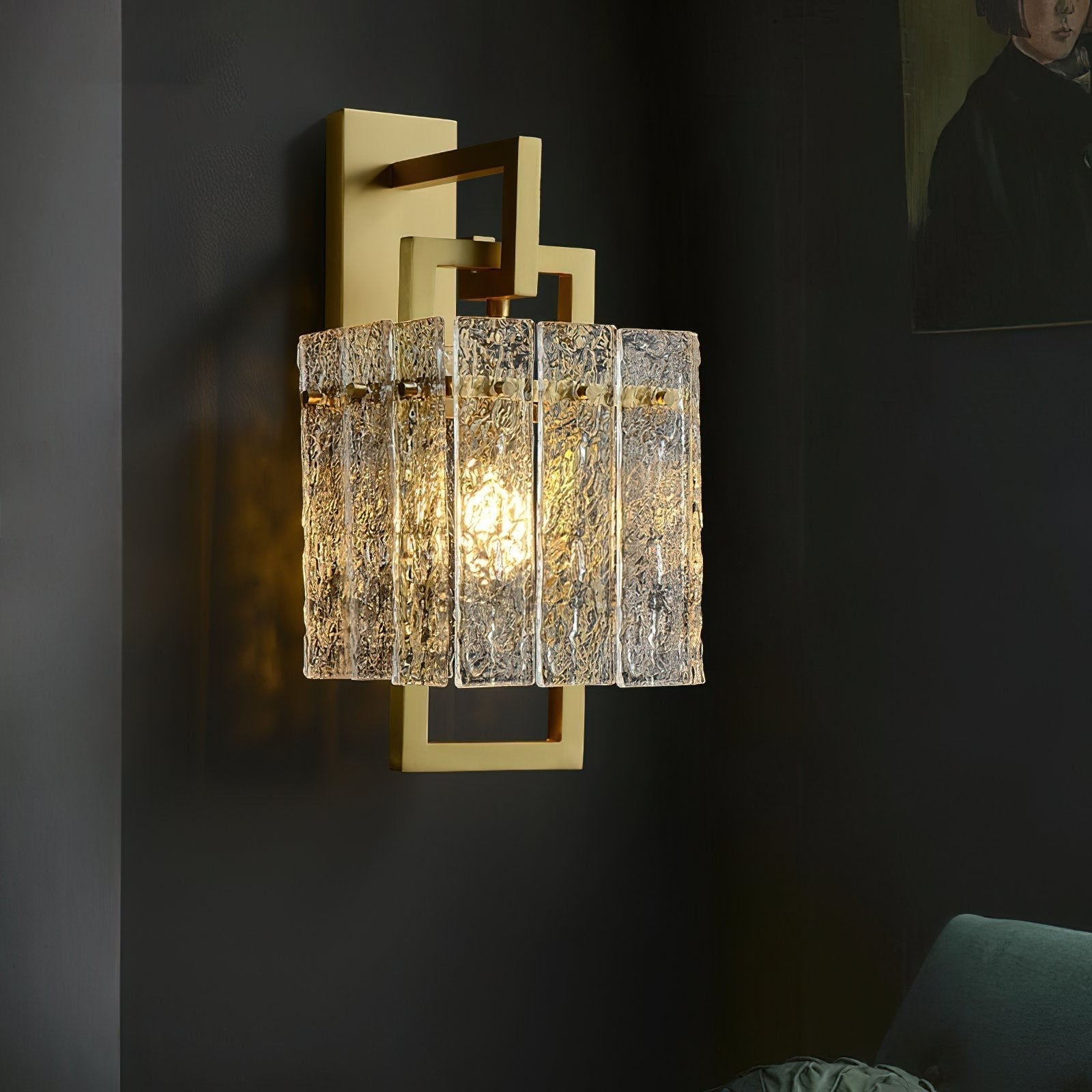 geometric-brass-wall-light-with-corrugated-glass-shade-for-modern-indoor-home-decor