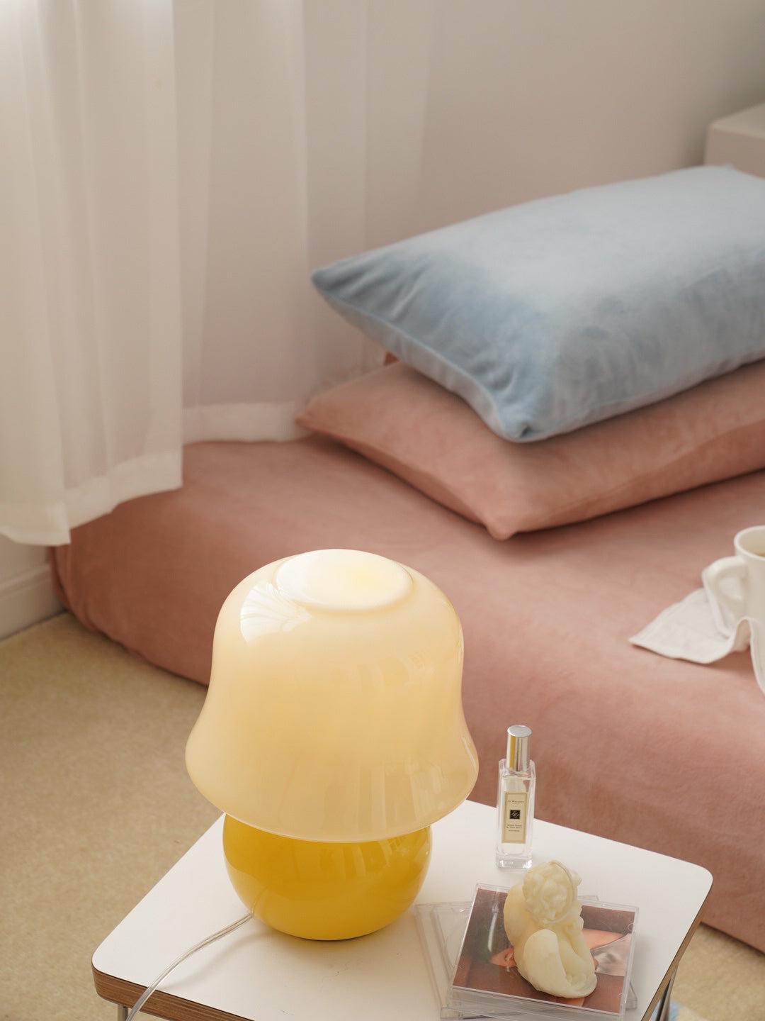 Creamy Mushroom Pleated Glass Table Lamp for Bedroom and Living Room Accent Lighting