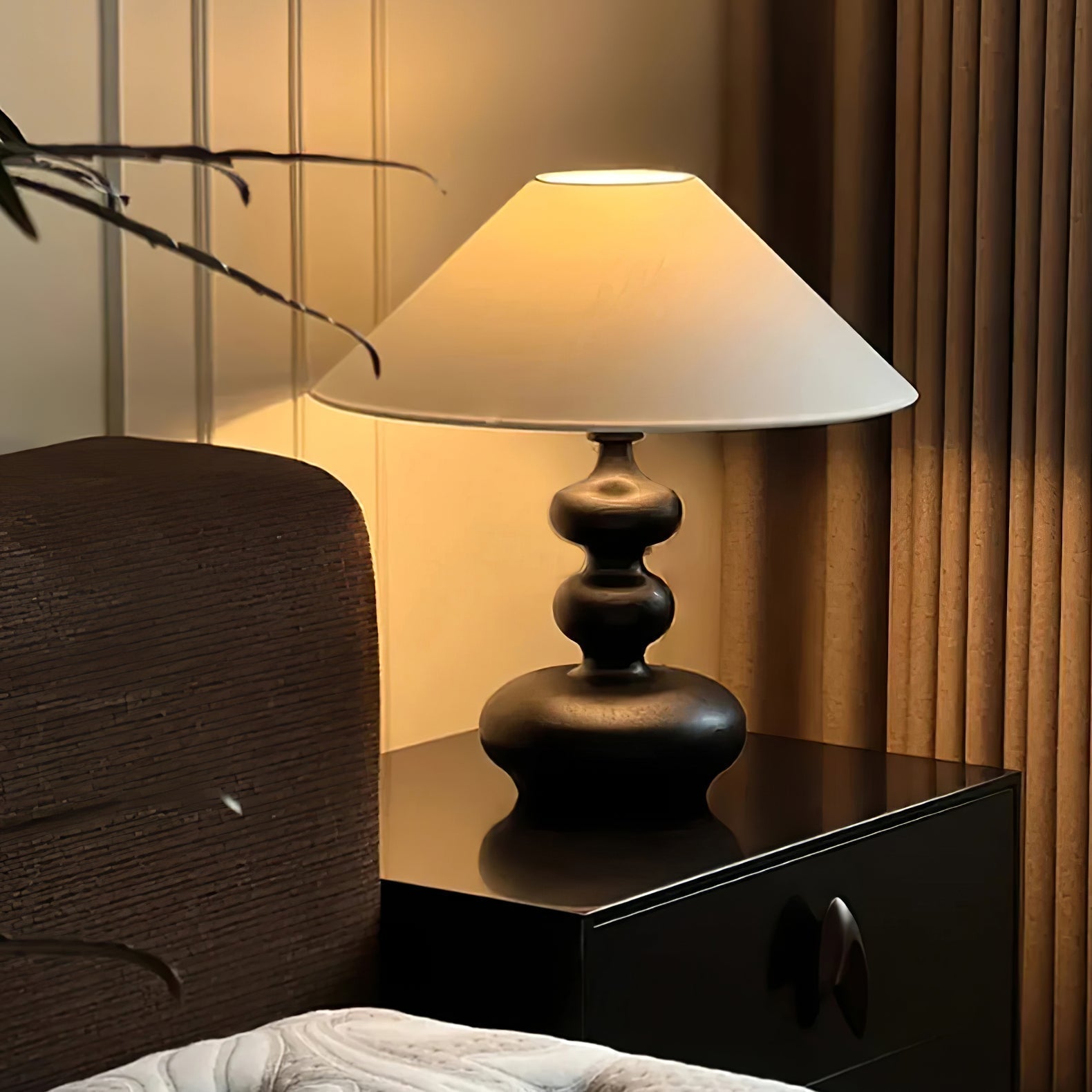 Modern Creative Gourd Table Lamp Ash Wood Nightstand Light for Bedroom and Living Room