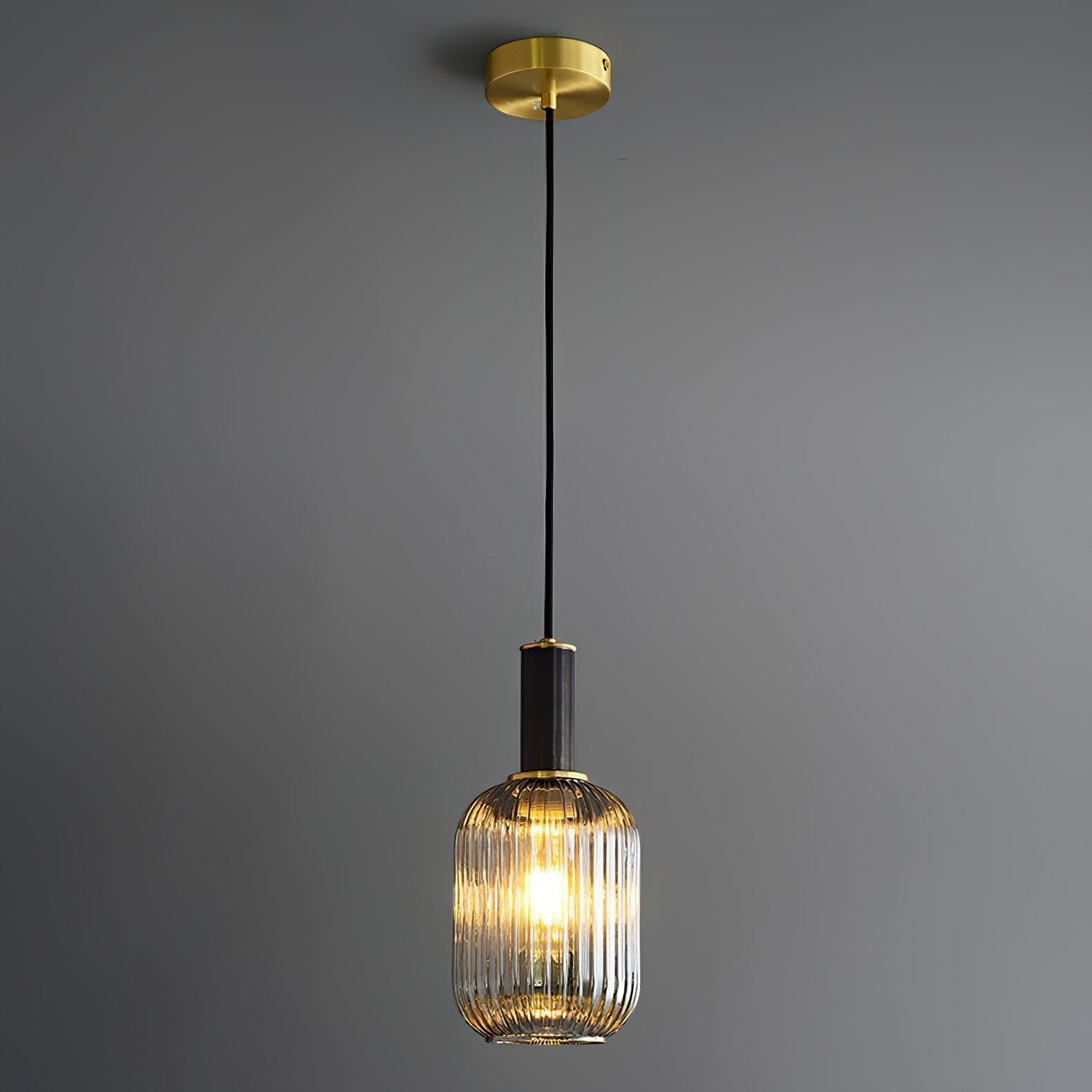 modern-geometric-brass-and-glass-lantern-pendant-light-for-kitchen-island-and-dining-room