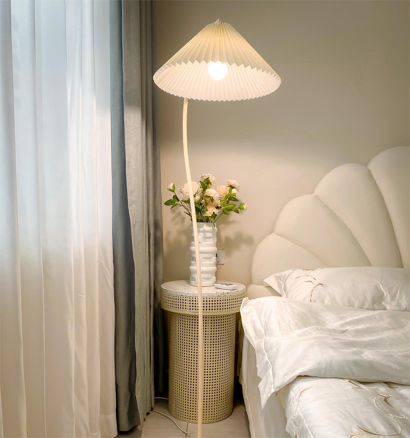 Mid Century Modern Pleated Shade Floor Lamp Retro Elegant Standing Light for Living Room