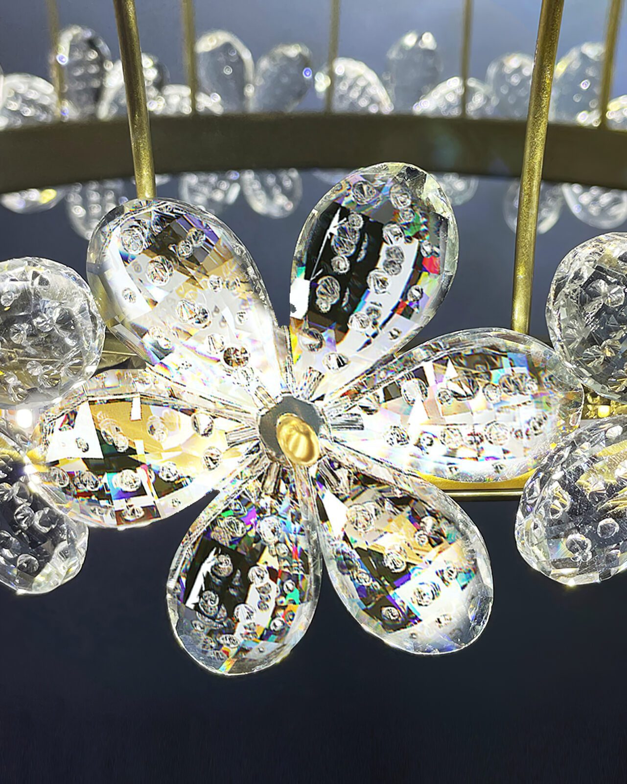 luxury-gold-crown-crystal-chandelier-modern-led-round-pendant-light-for-living-room
