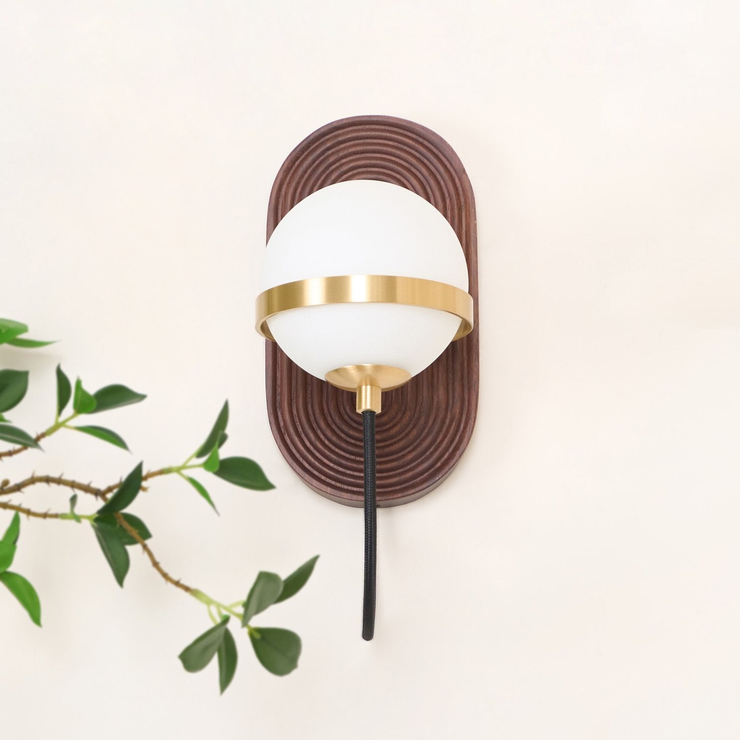 modern-walnut-wood-and-brass-round-wall-lamp-with-tri-color-integrated-led-sconce