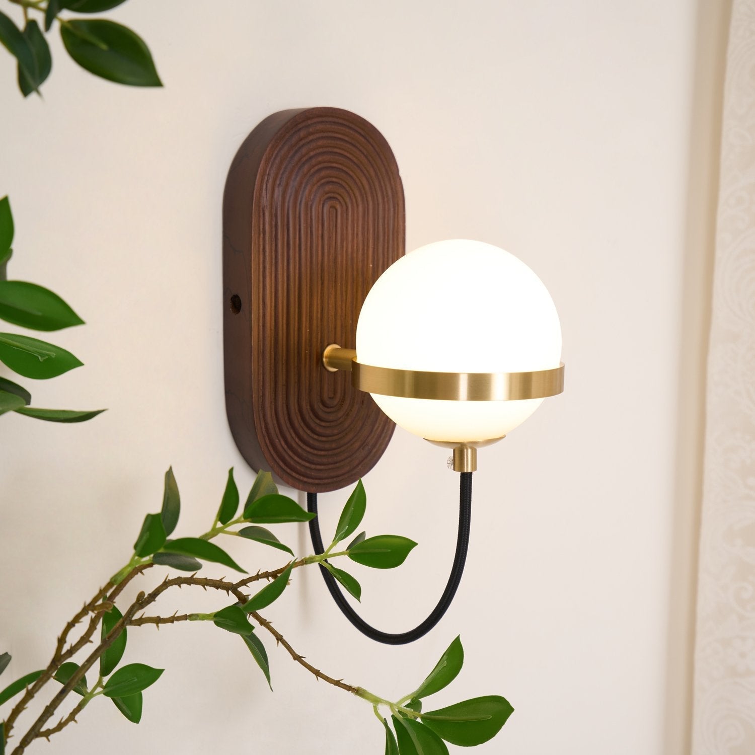 modern-walnut-wood-and-brass-round-wall-lamp-with-tri-color-integrated-led-sconce